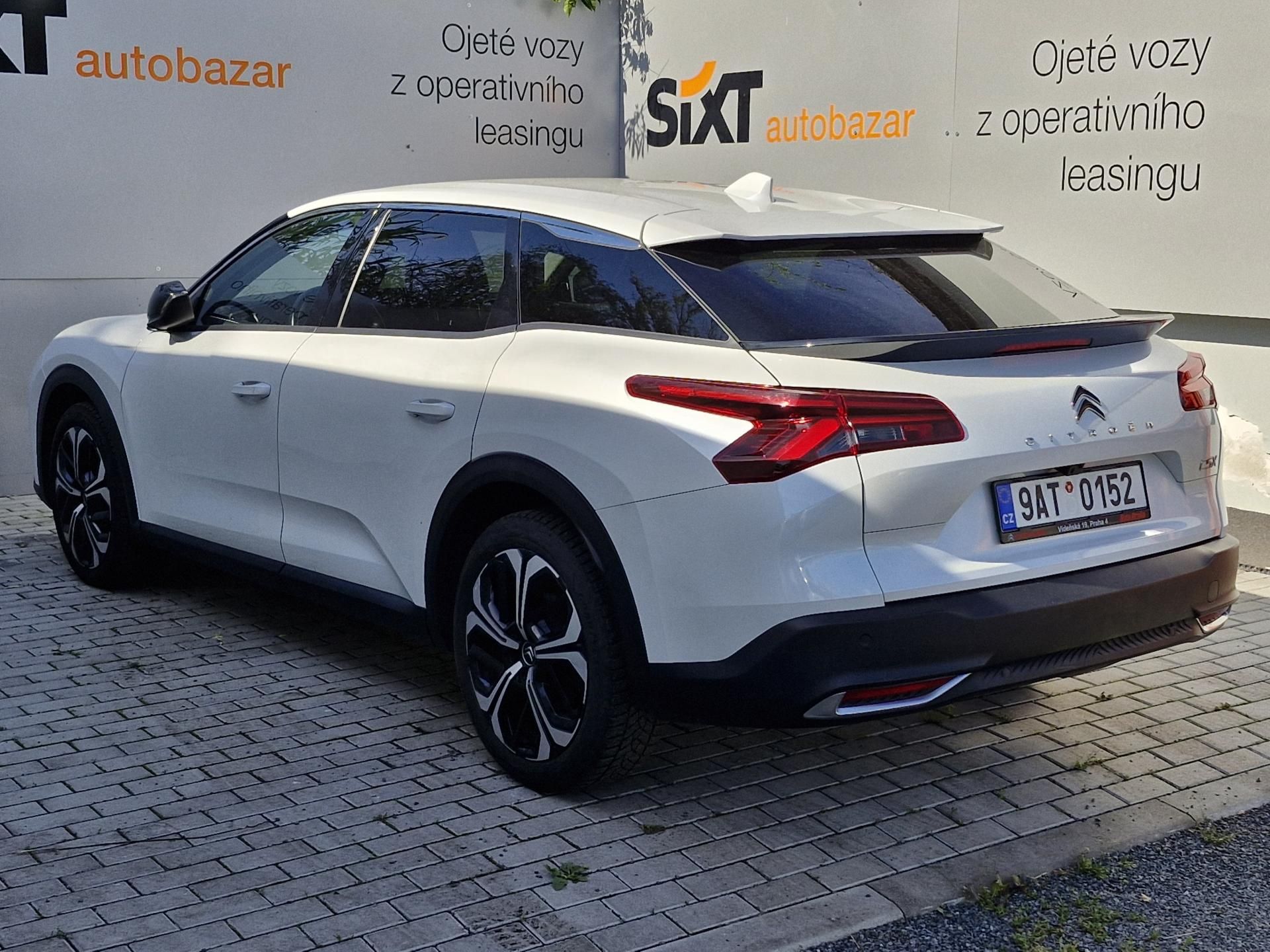 Citroën C5 X, 1.6 PureTech 180k SHINE - fotka 5