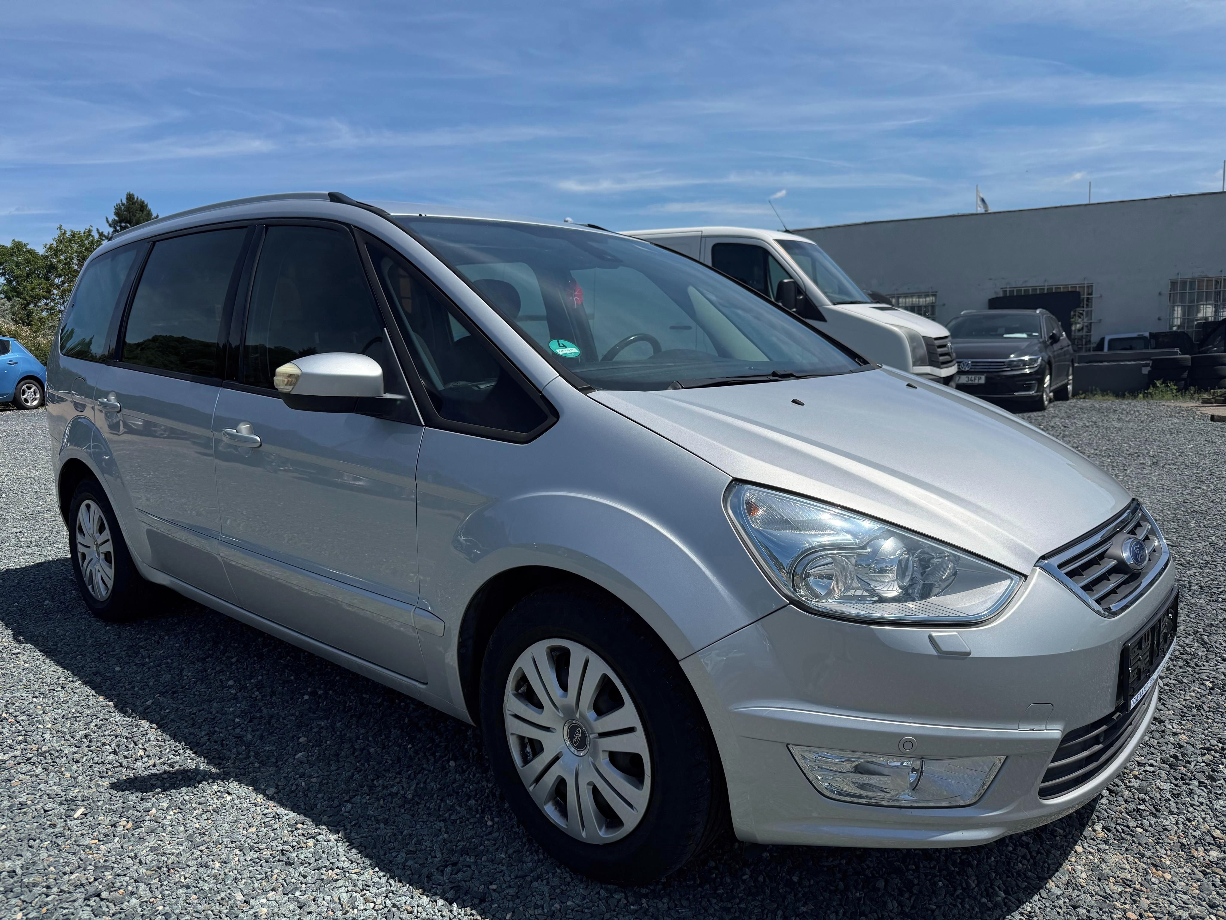 Ford Galaxy, 2.0 TDCi 103Kw 7-Míst Titanium