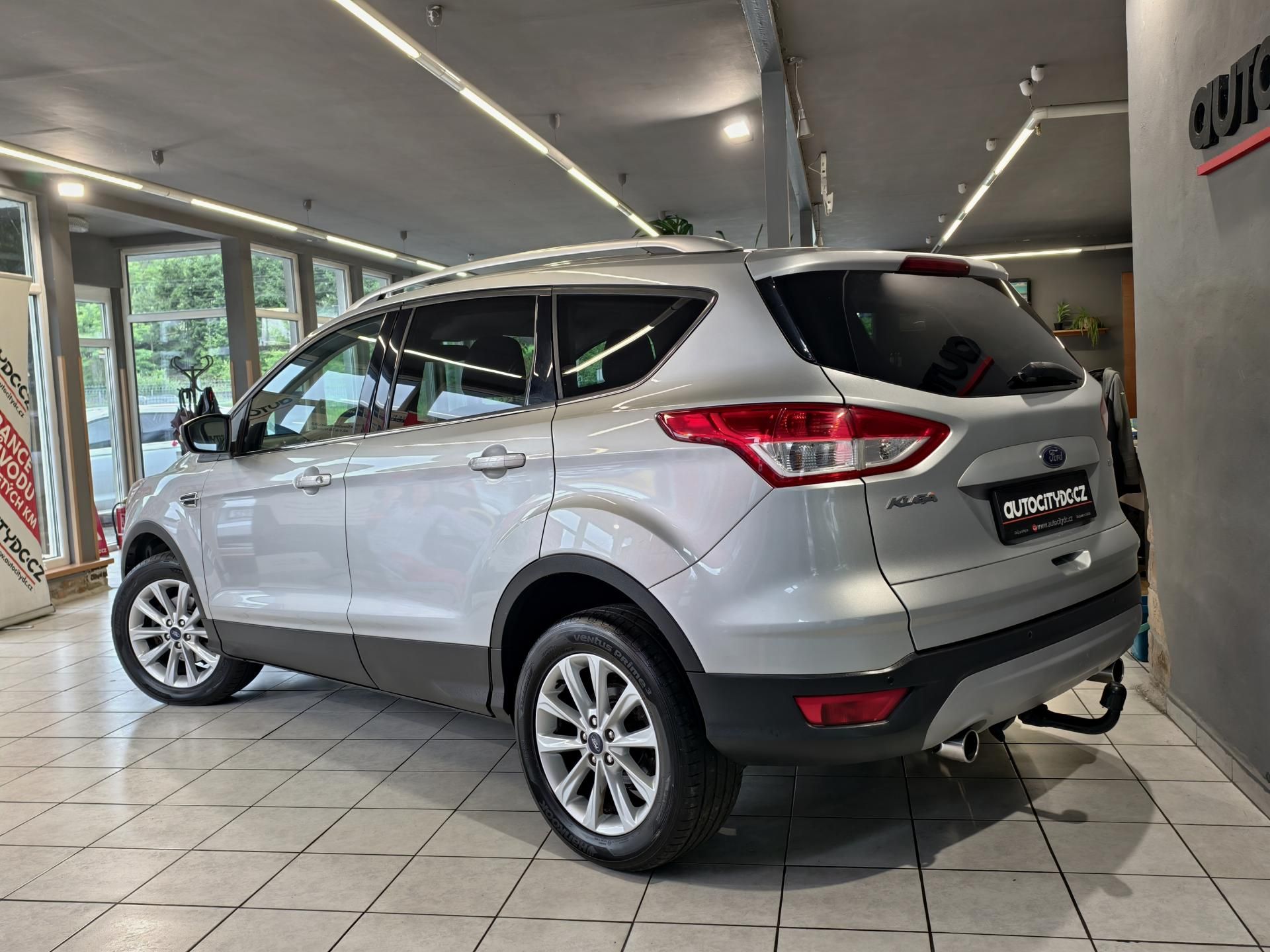 Ford Kuga, 1.5 EcoBoost 110kW TITANIUM - fotka 5