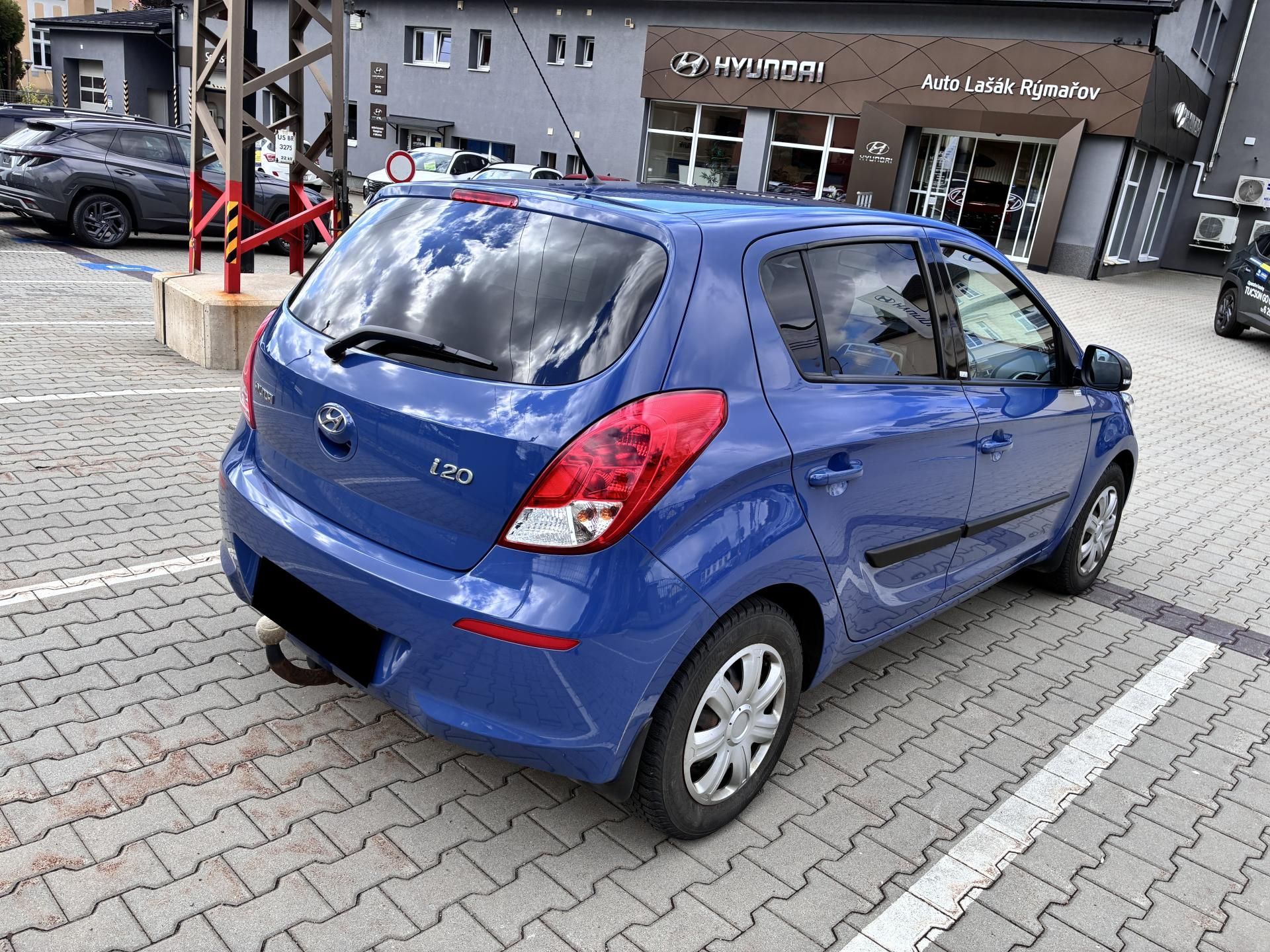 Hyundai i20, 1.2i 63kW FAMILY GO - fotka 4