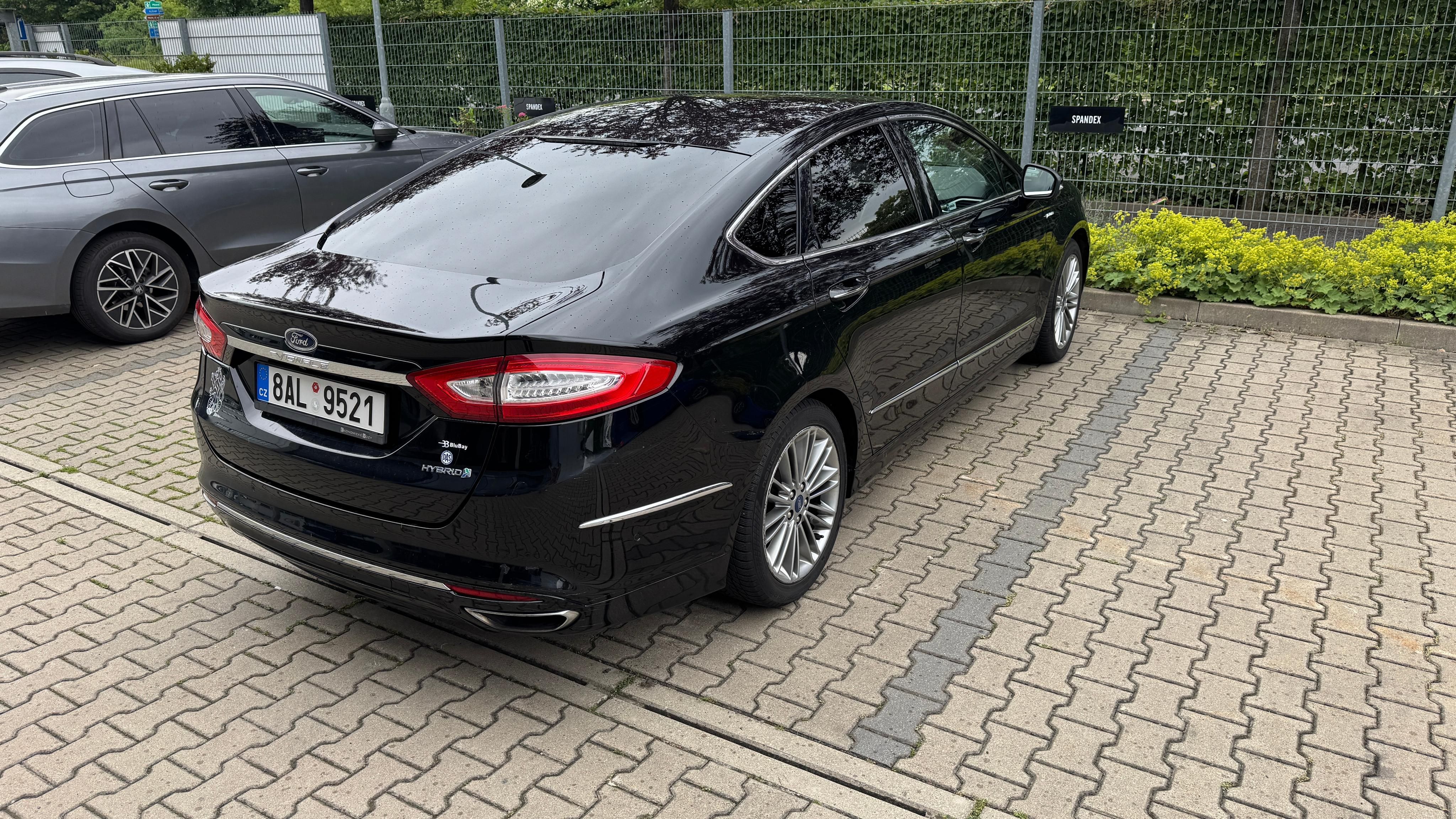 Ford Mondeo, VIGNALE hybrid - fotka 4