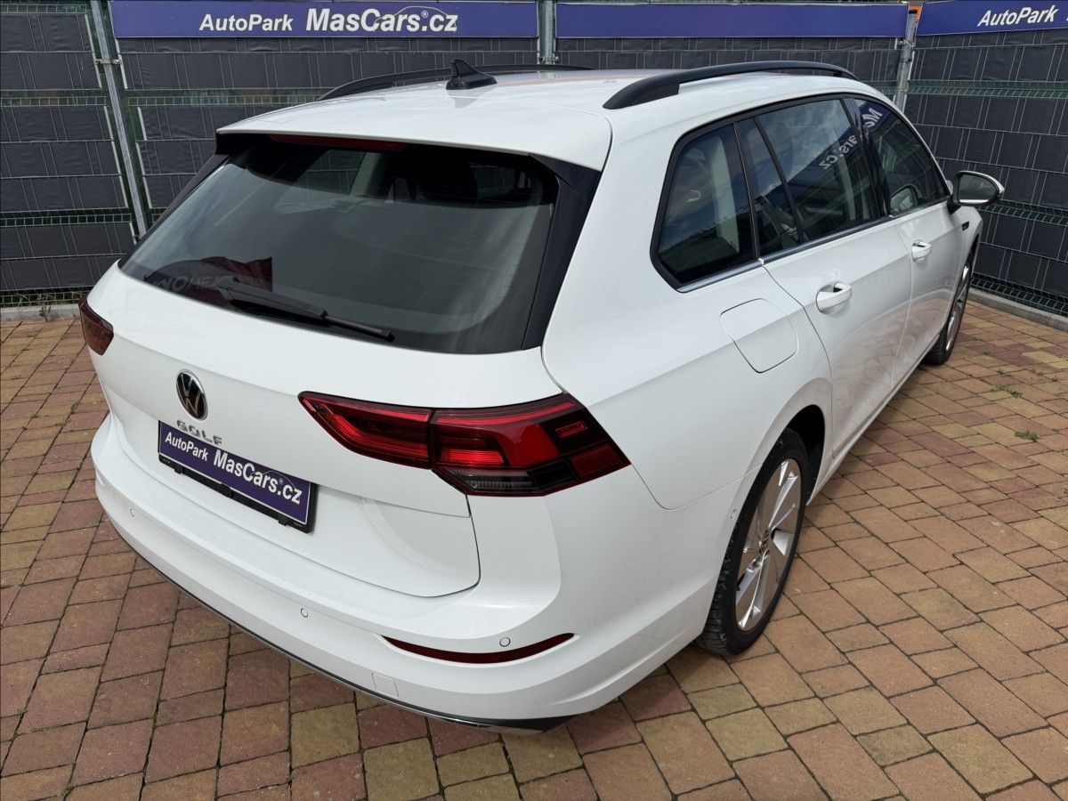 Volkswagen Golf, VIII 2.0 TDI Style DSG/Full Le - fotka 6