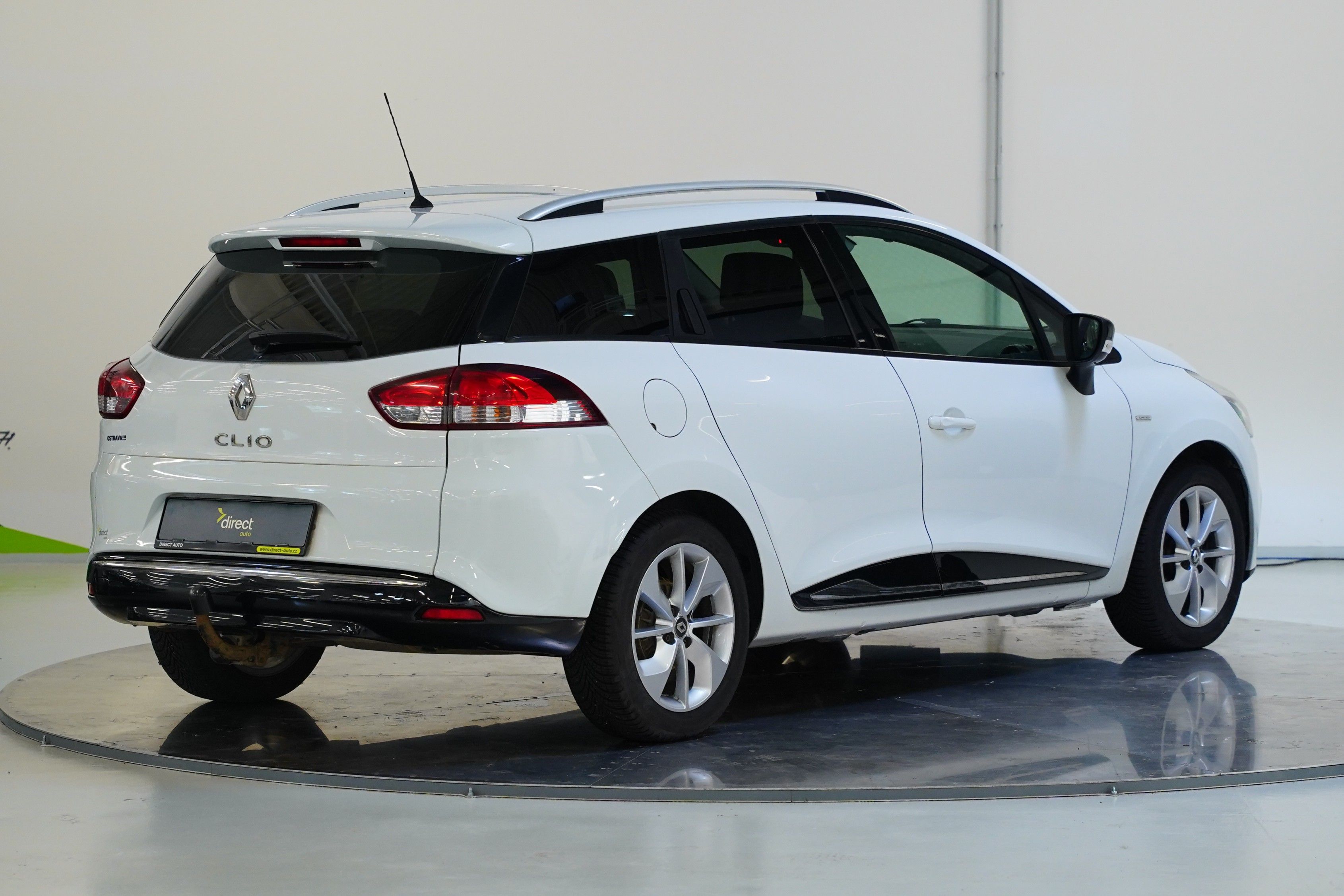 Renault Clio, 1.2 i 54 kW Limited - fotka 2