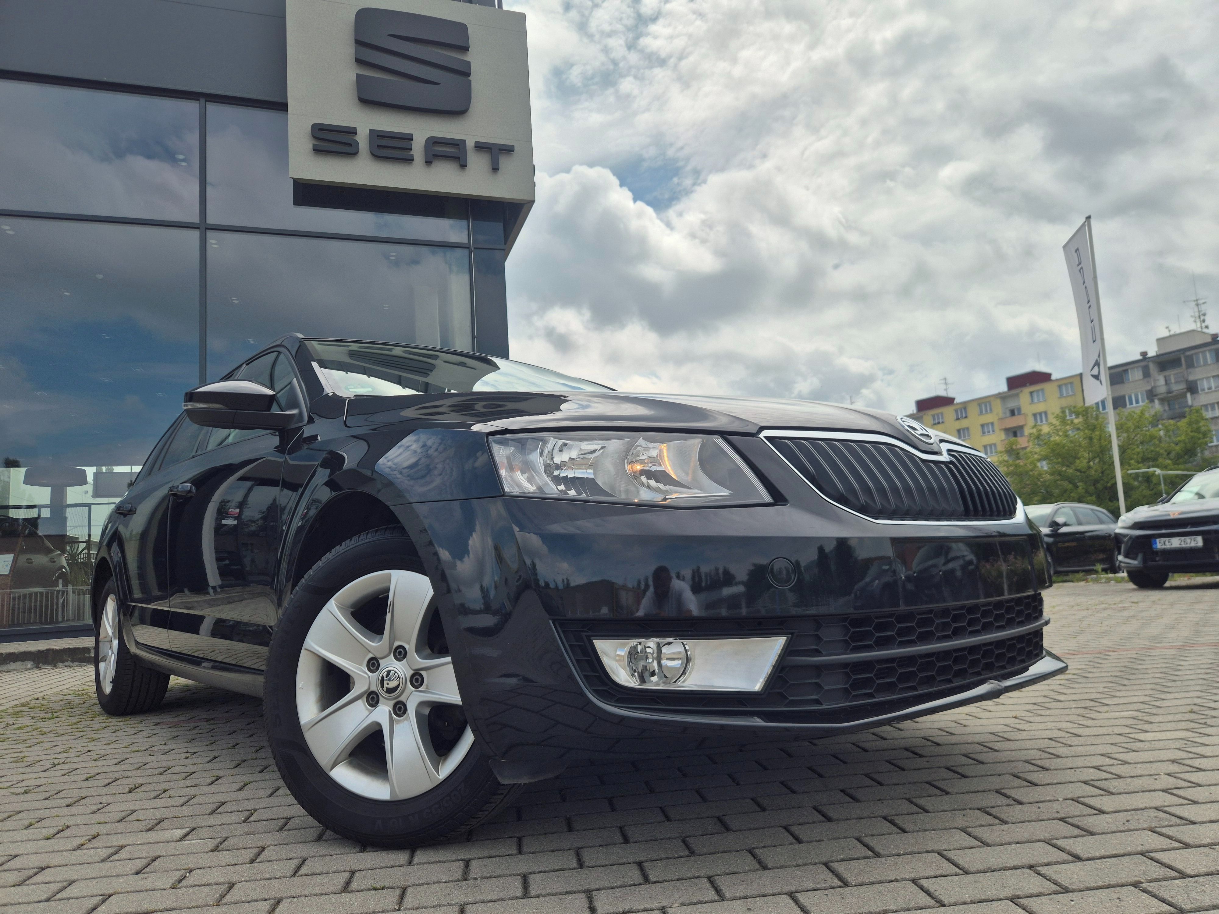 Škoda Octavia, 1 maj.plný servis ZÁRUKA 1 ROK - fotka 5