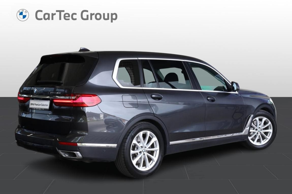 BMW X7, xDrive40i - fotka 3