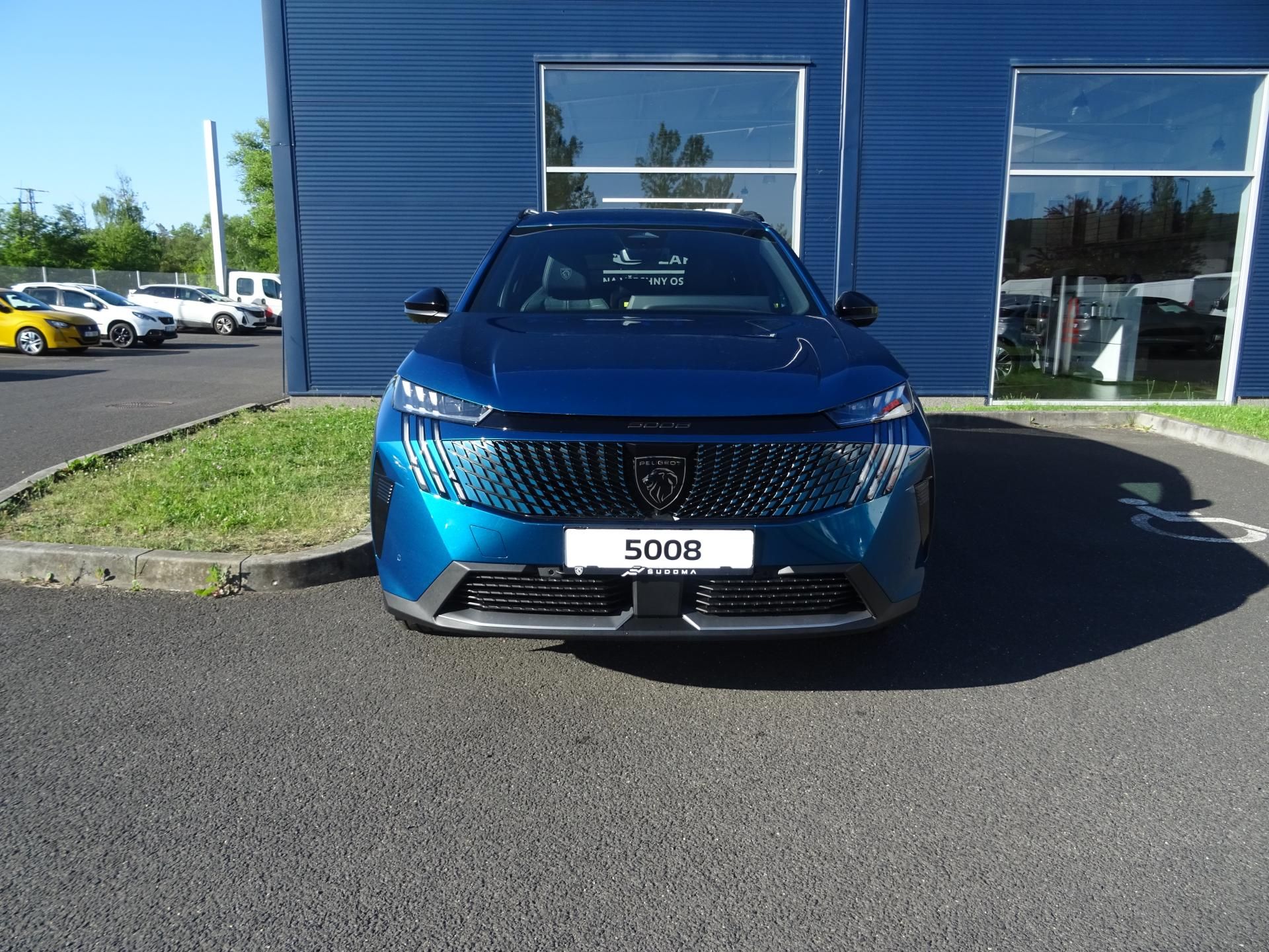 Peugeot 5008, 5008 GT Hybrid 145 e-DCS6 - fotka 2