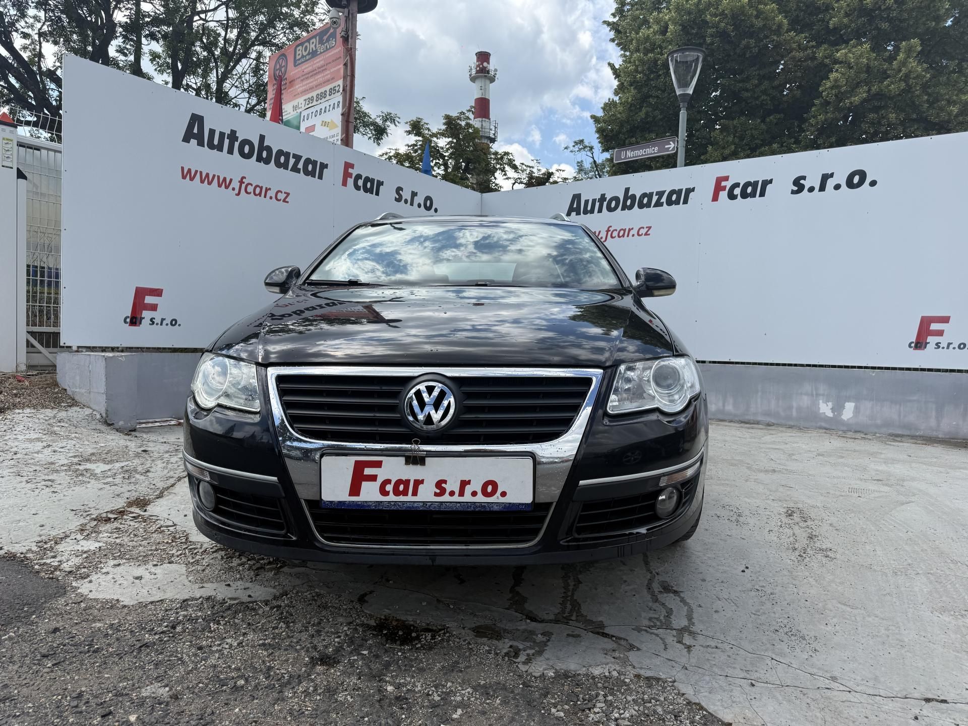 Volkswagen Passat, 2.0 TDI Sportline - fotka 2