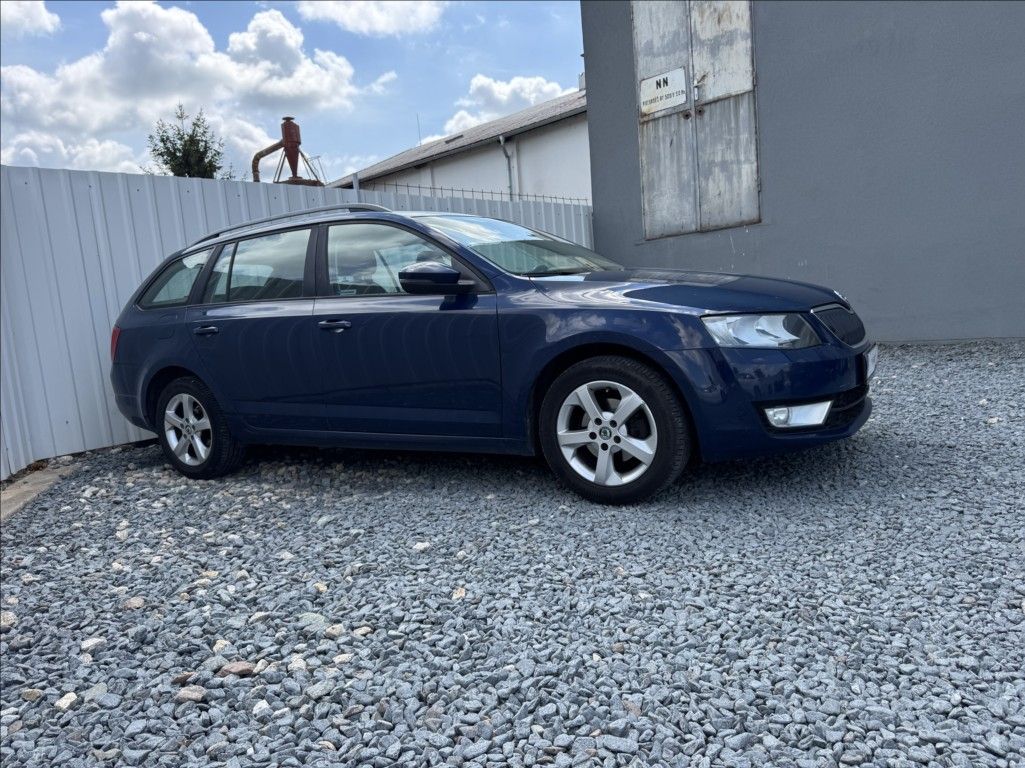 Škoda Octavia, 1,6 TDI 77kW původ ČR