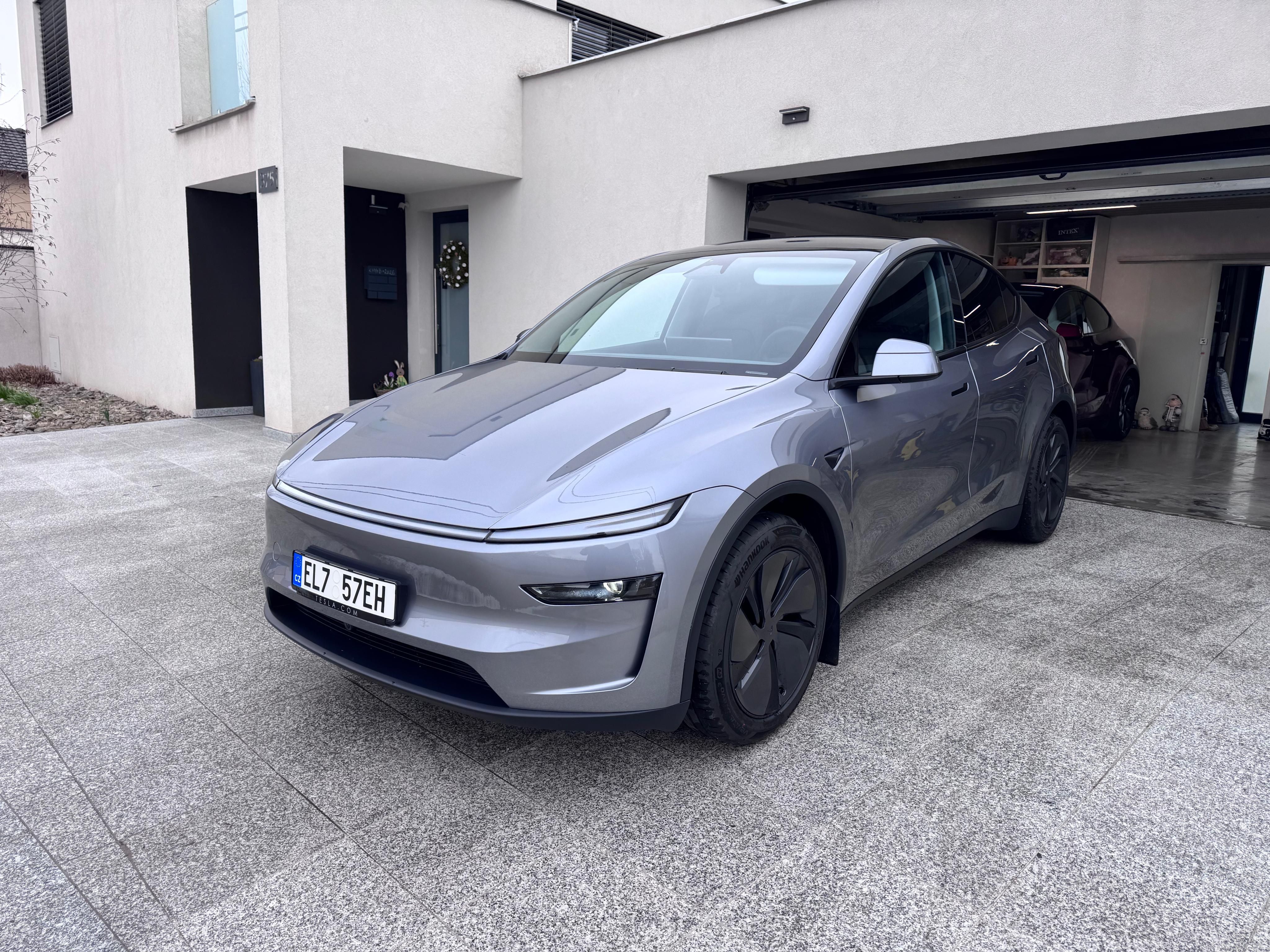 Tesla Model Y, Long Range, Dual Motor - fotka 2