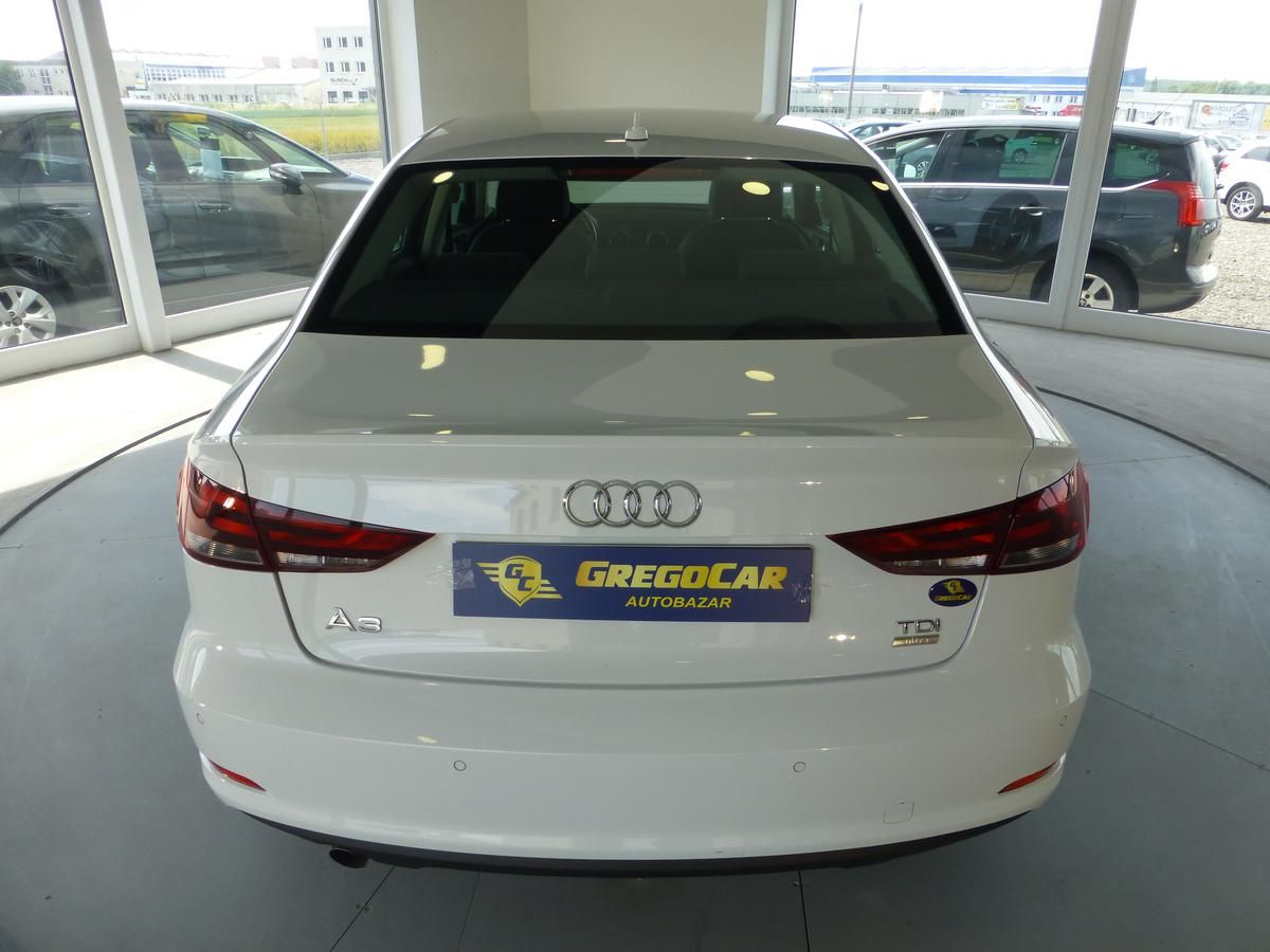 Audi A3, 2,0TDI-110KW**NAVIGACE**PARK.S - fotka 6