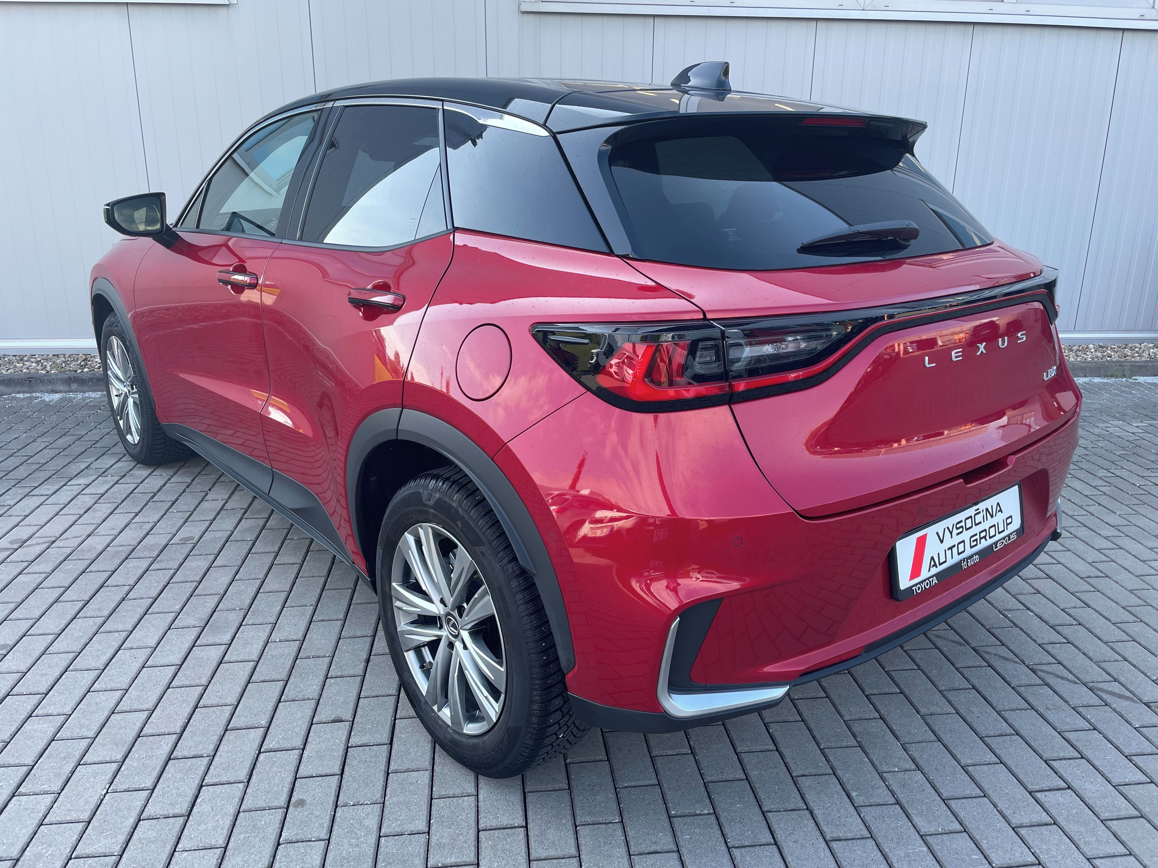 Lexus LBX, 1,5 HSD COOL ADVANCED - fotka 2