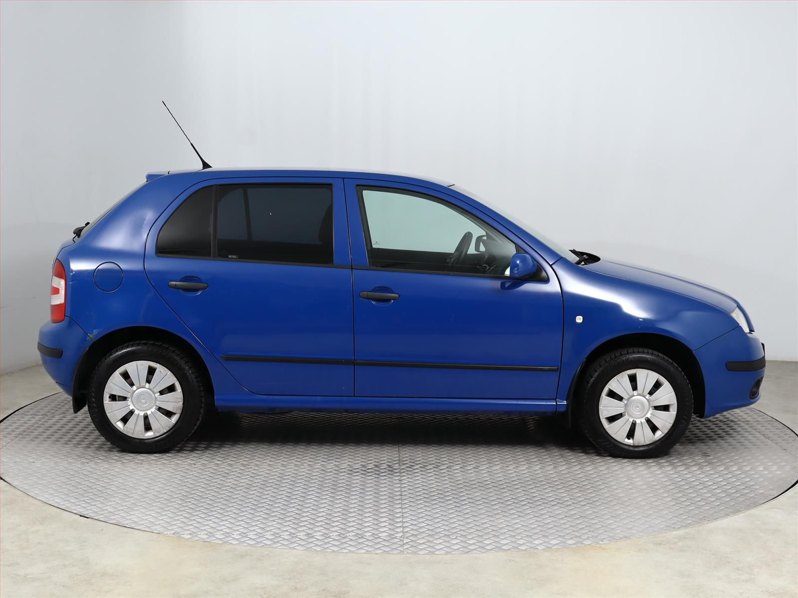 Škoda Fabia, 1.2, Klima, oblíbený vůz - fotka 6
