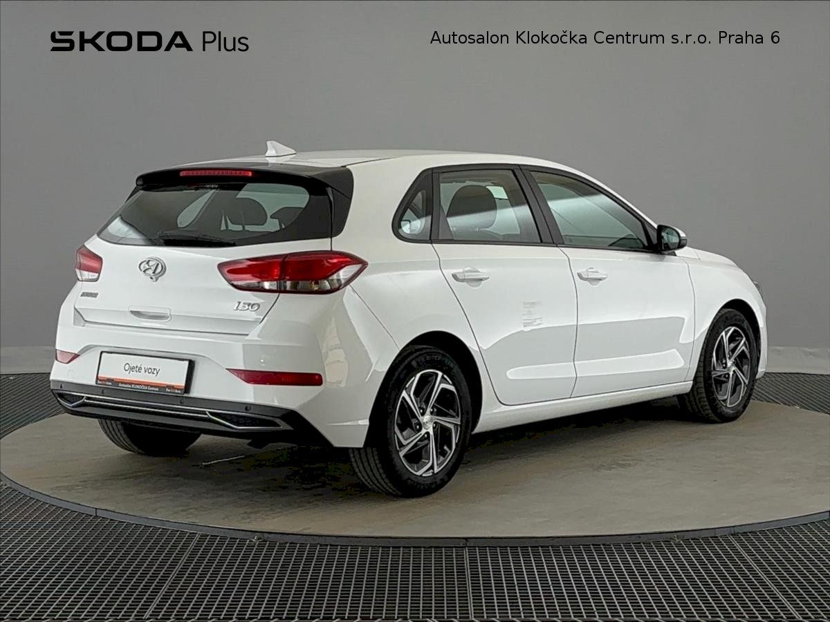 Hyundai i30, DPi80 kW Smart - fotka 2