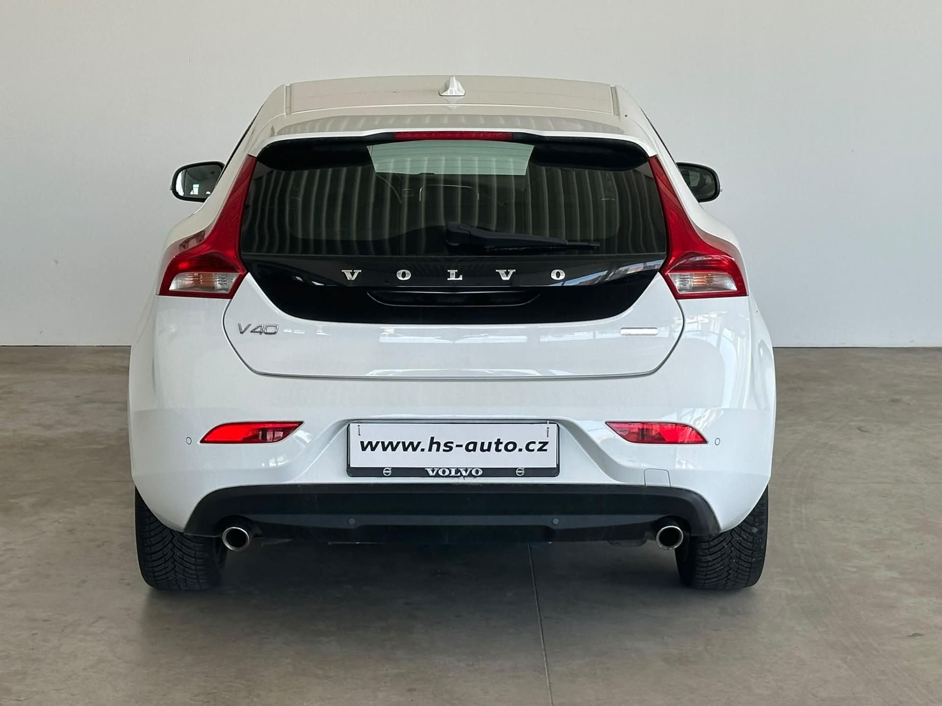 Volvo V40, 2.0d.DE,120HP, - fotka 5