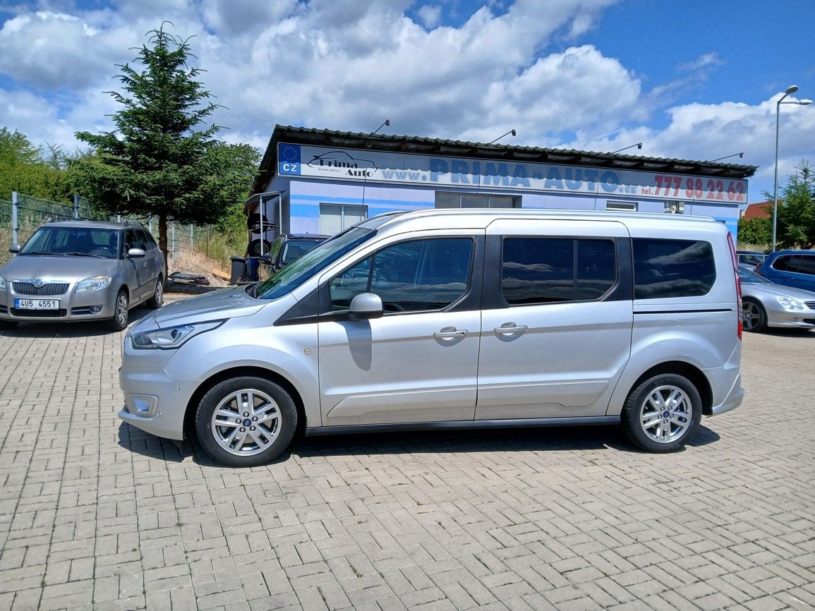 Ford Tourneo Connect, 1,5 TDCI Titanium - fotka 2