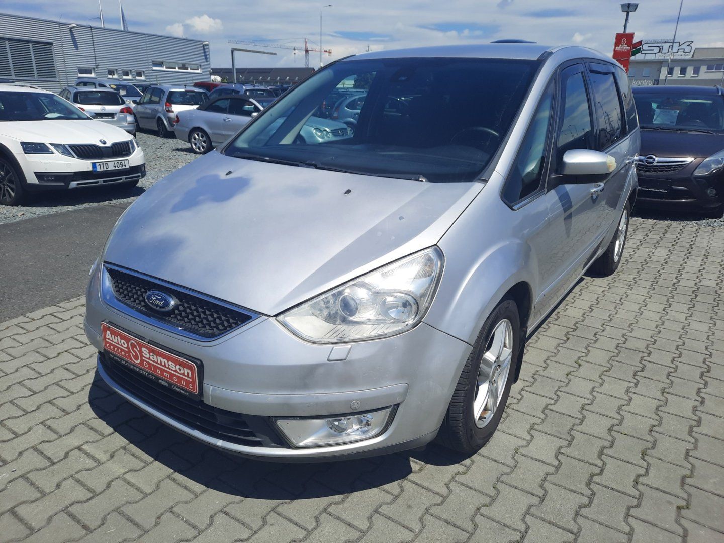 Ford Galaxy, 2.0 TDCi *KLIMATIZACE*TAŽNÉ*
