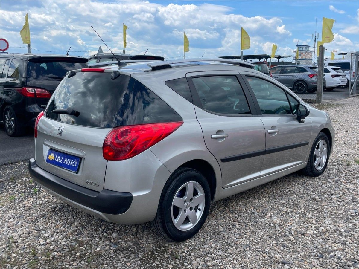 Peugeot 207, 1,4 - fotka 6