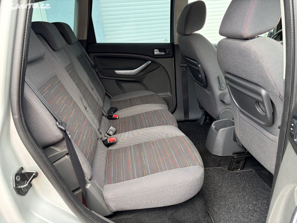 Ford C-MAX, 1,6 74kW, AC, SERVISKA