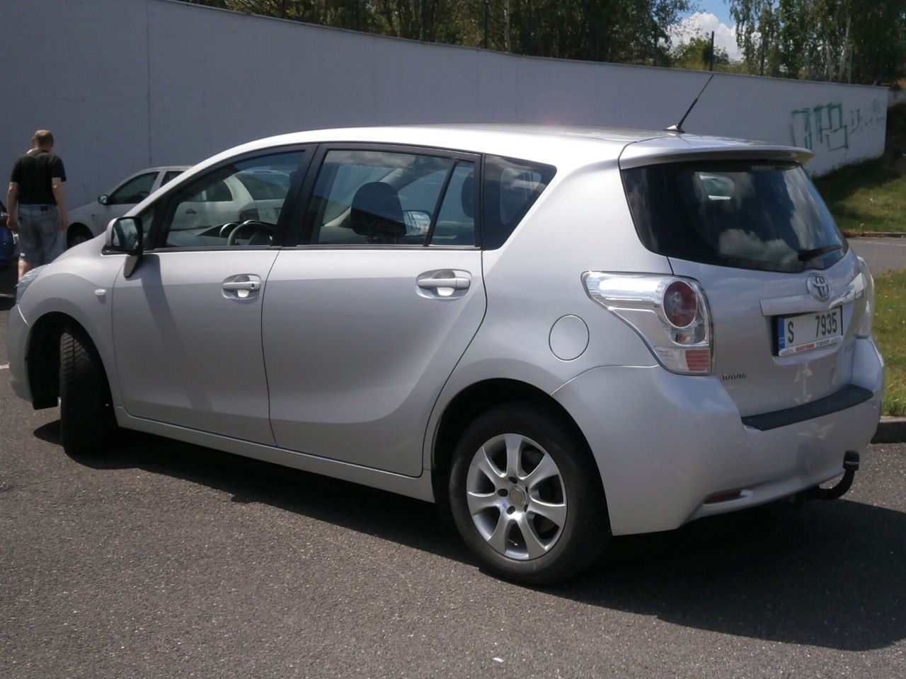 Toyota Verso, 2,0 D4D JEN 142TKM TAZNE ZARIZ - fotka 3