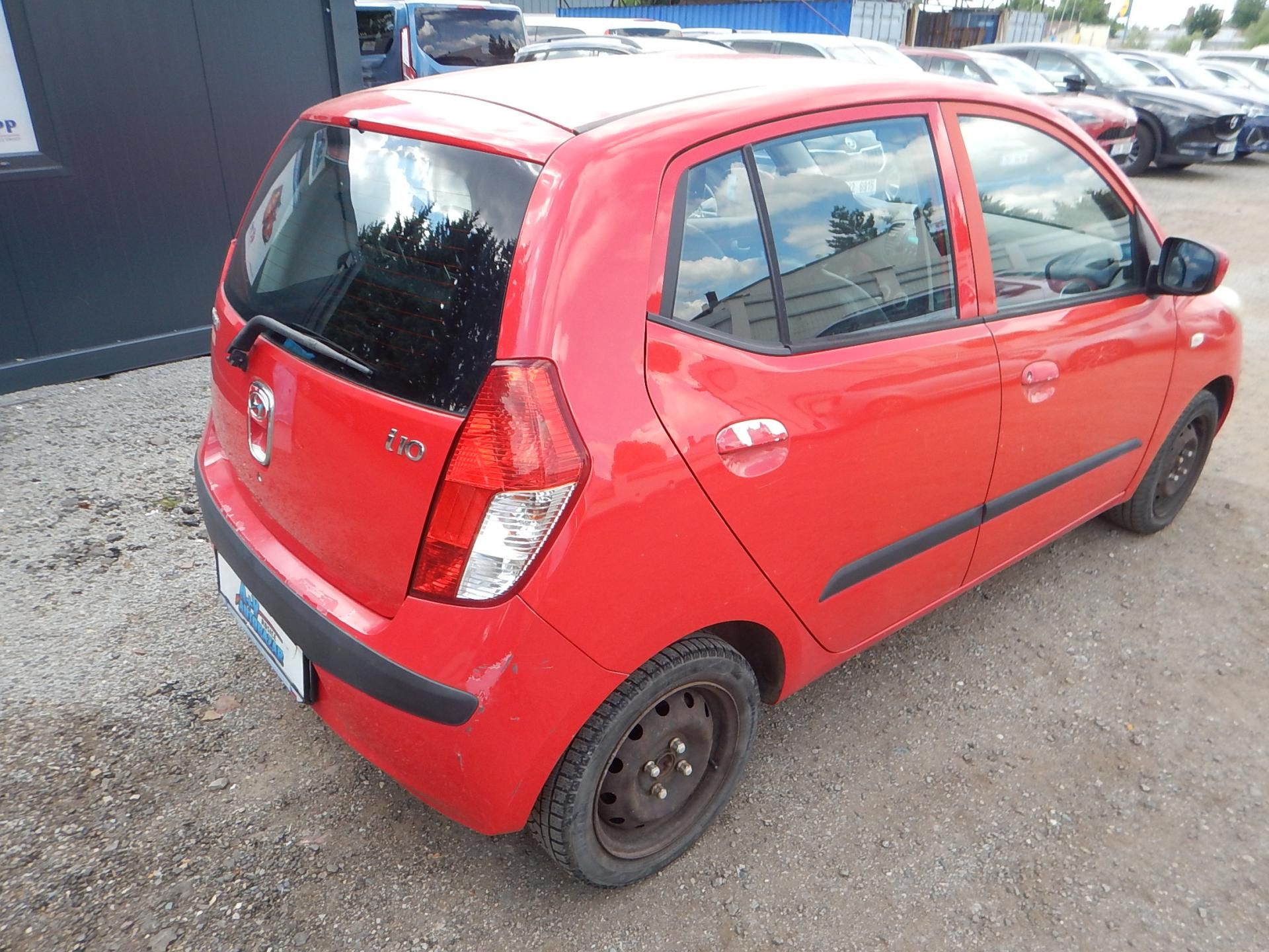 Hyundai i10, 1.1, ČR, 1. MAJ. - fotka 6