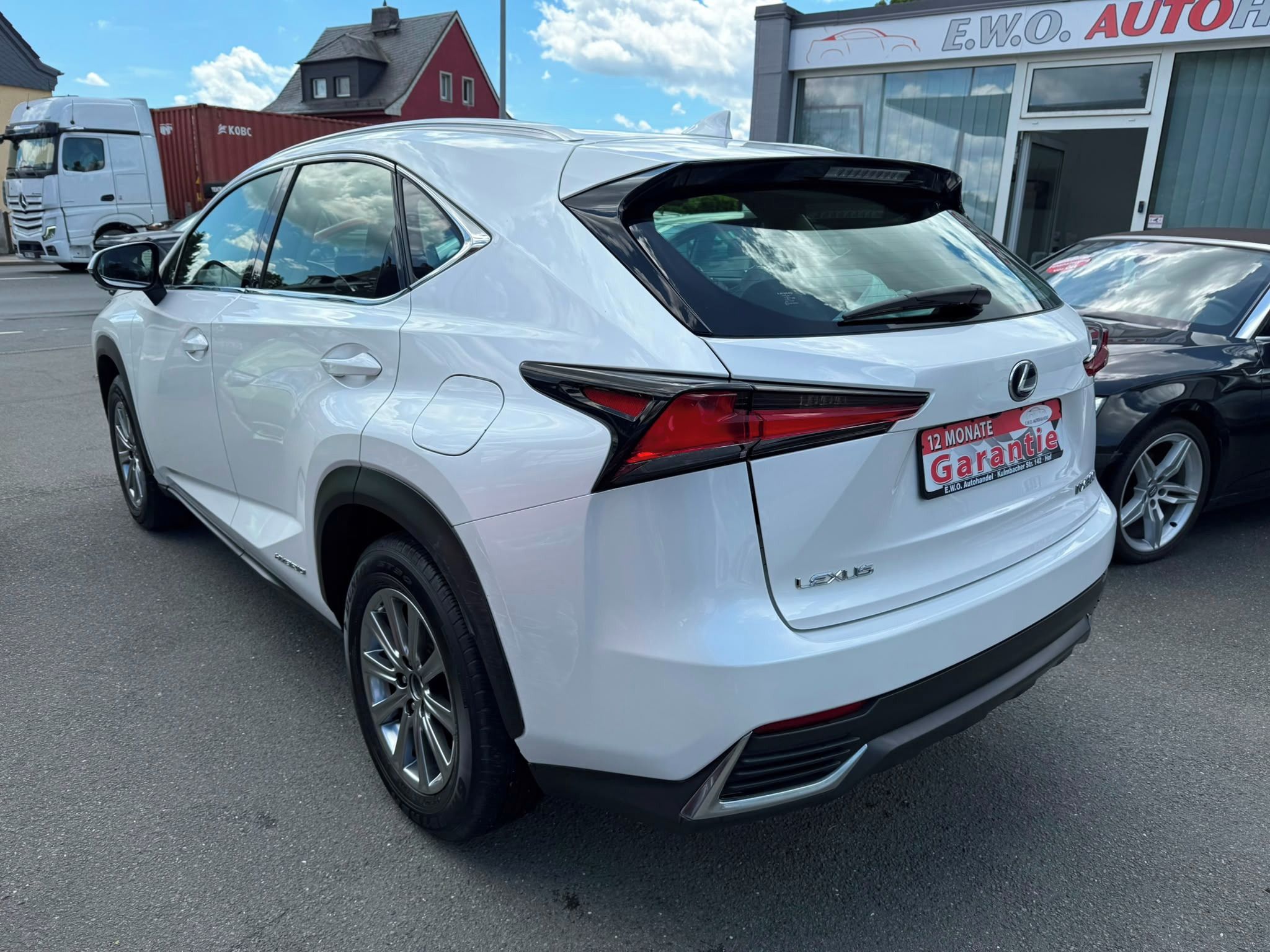 Lexus NX 300h, Lexus NX300 hybrid - fotka 5