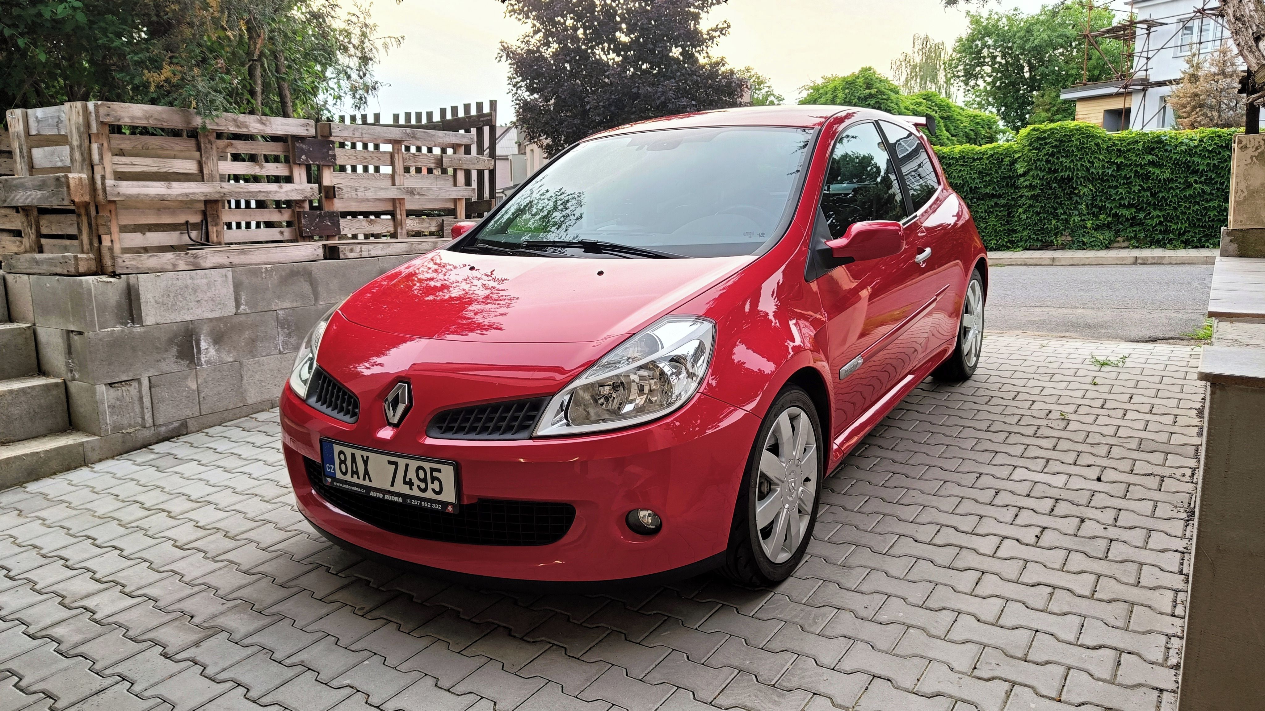 Renault Clio, RS 197 - fotka 2