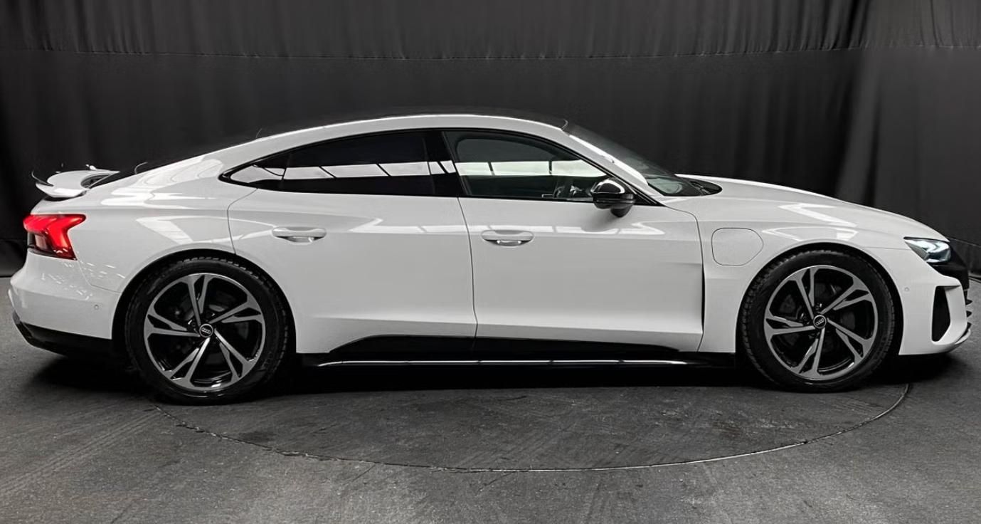 Audi e-tron GT, Q 360kam Vzduch Matrix Pano. - fotka 3
