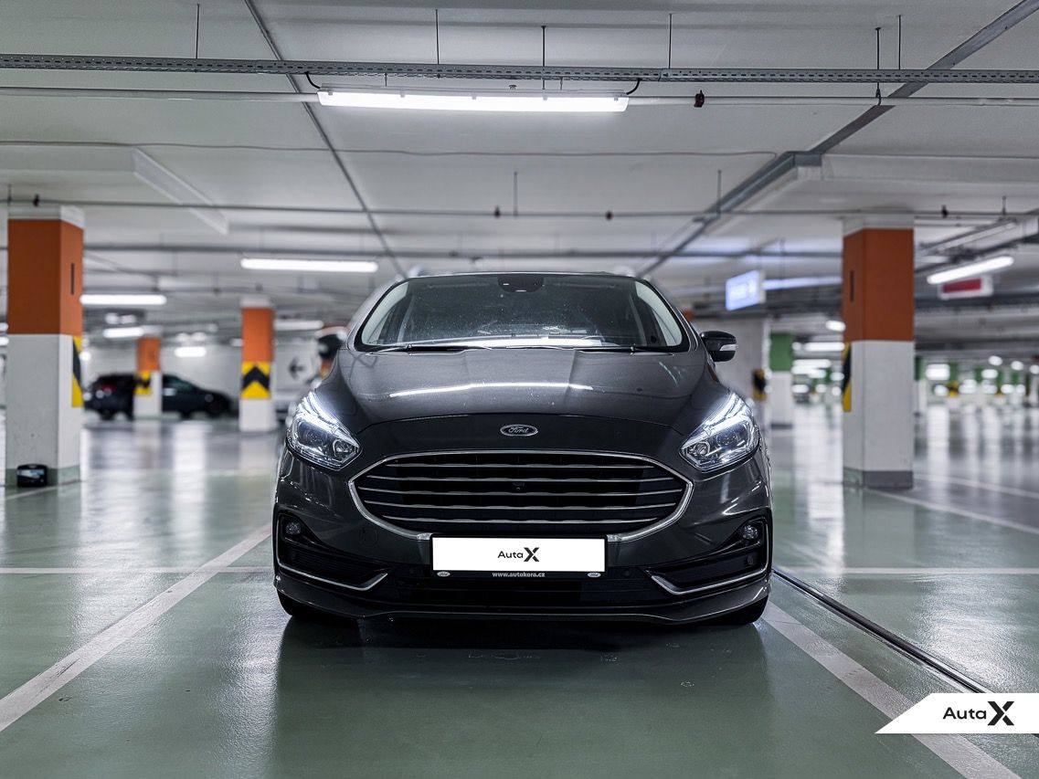 Ford S-MAX, 2.0 EcoBlue Titanium 110 kW - fotka 3