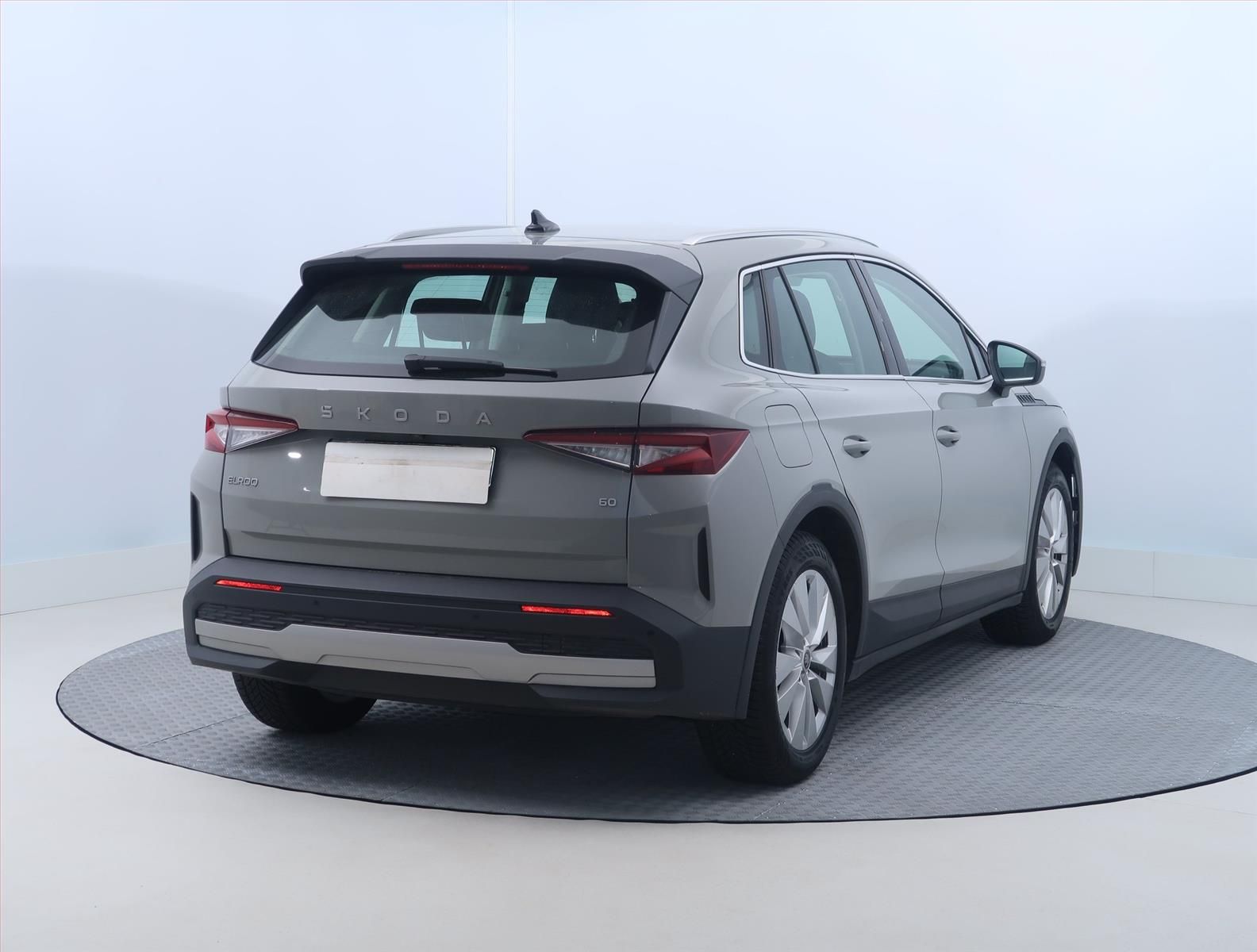 Škoda Elroq, 60 (63 kWh), SoH 99% - fotka 5