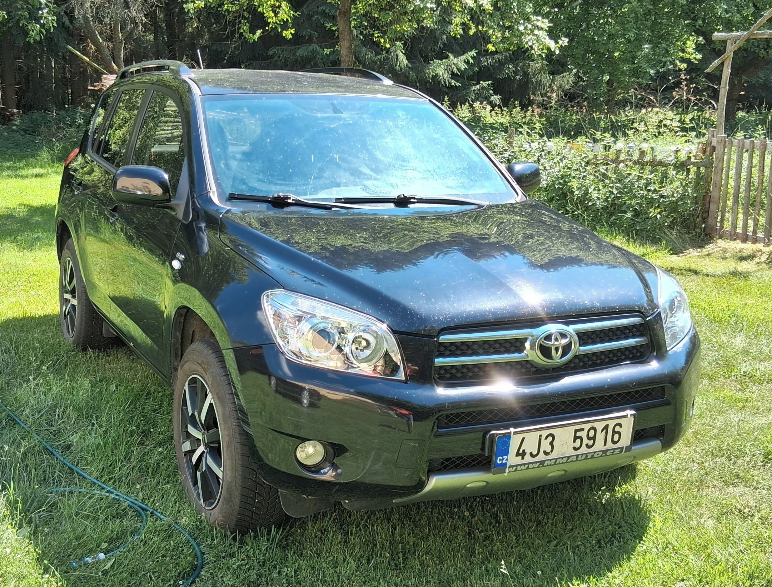 Toyota Rav4, Toyota Rav4 2,2 kombi - fotka 2