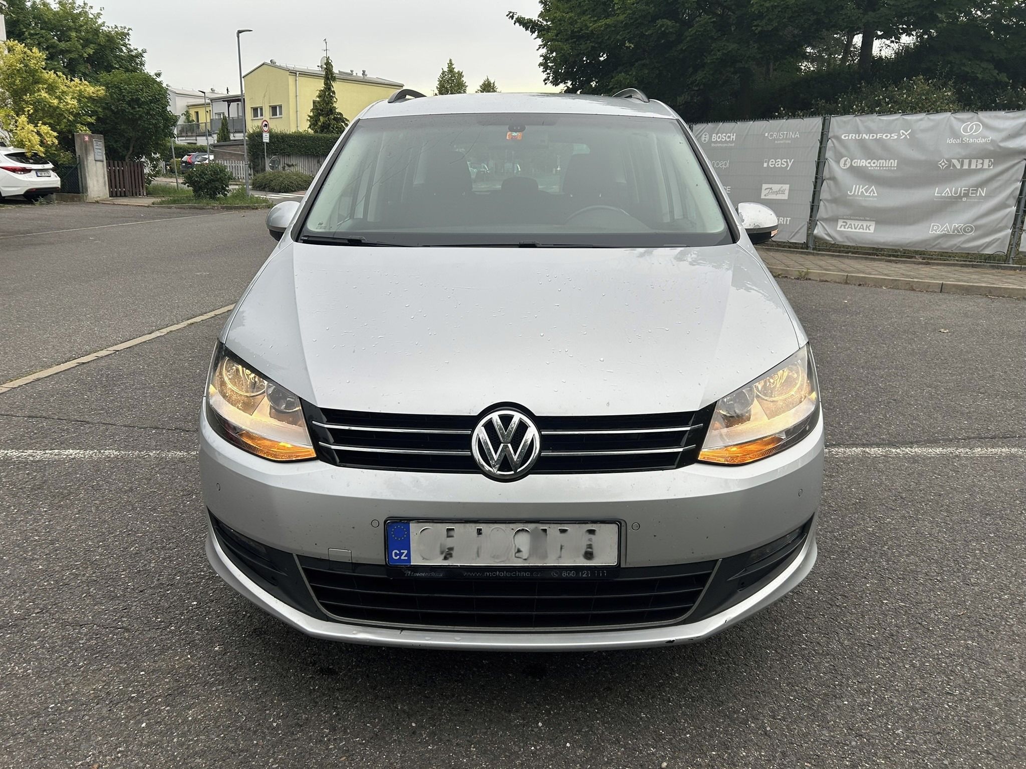 Volkswagen Sharan, Volkswagen Sharan 2.0 TDI 103 - fotka 2