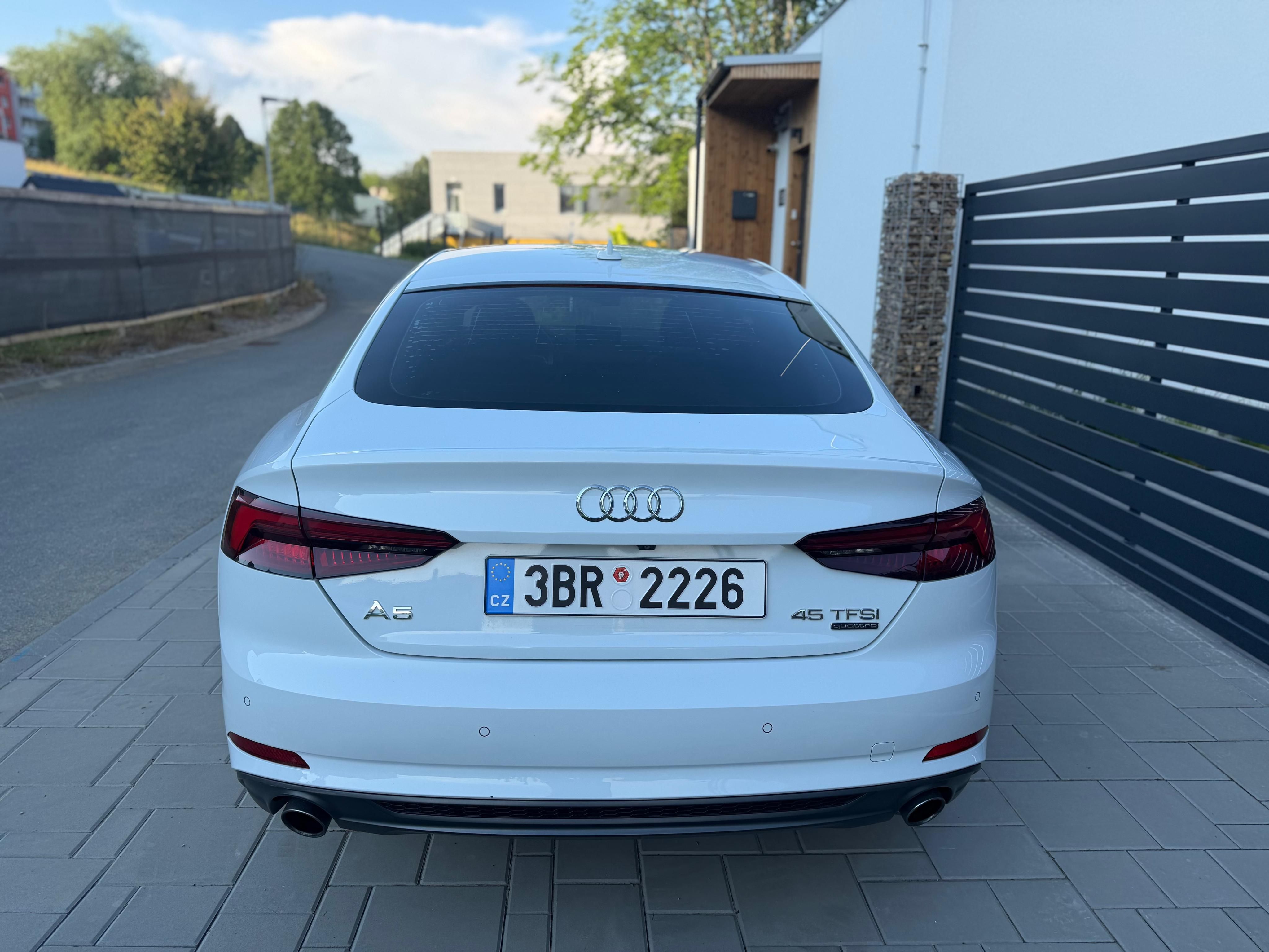 Audi A5, 2.0 TFSI 180 kW Quattro,S-line - fotka 4