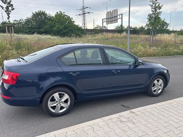 1.6TDI 81KW AMBIENTE