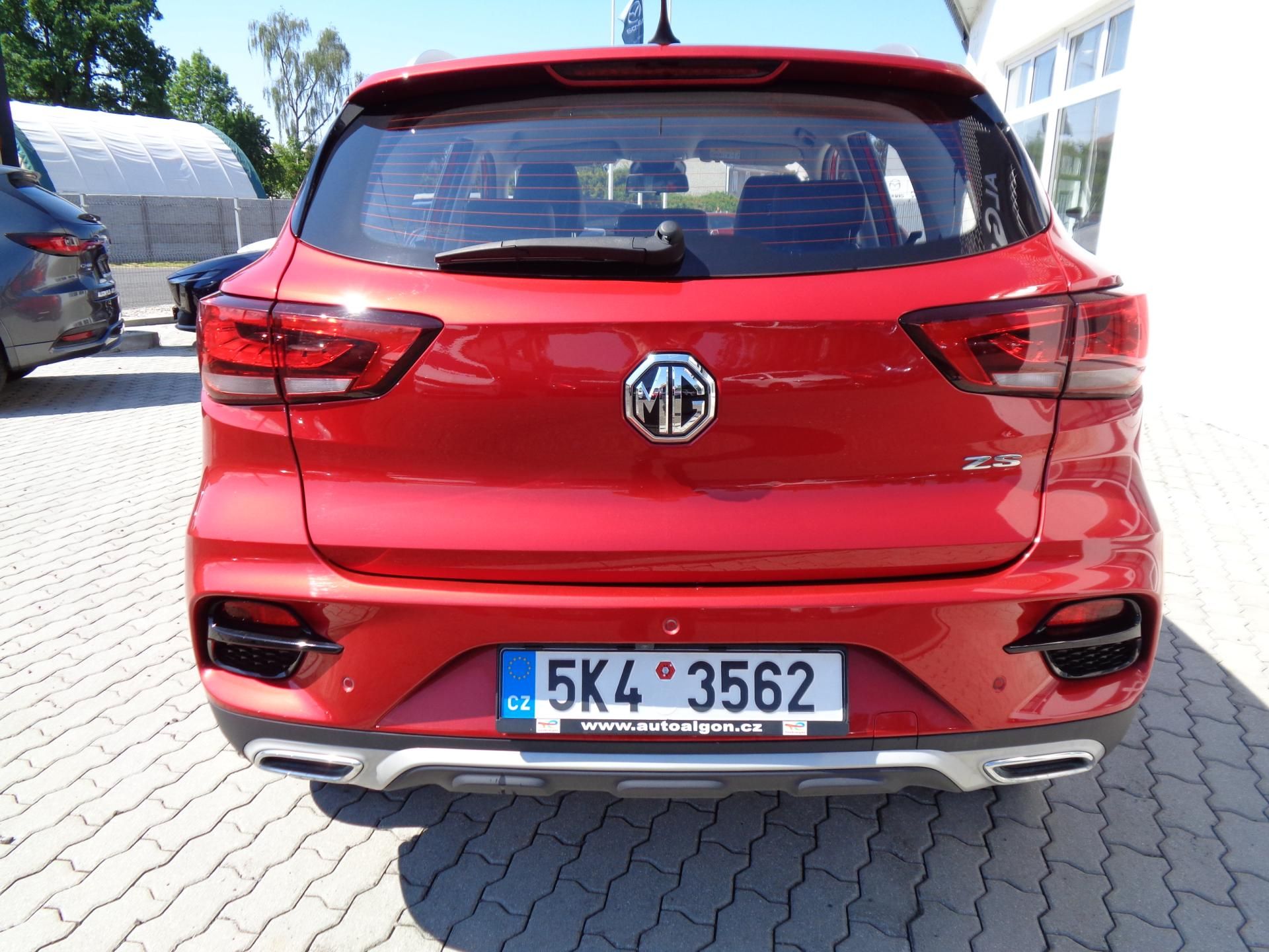 MG ZS, 1,0i 111 PS,AT,Excl,MÁLO KM! - fotka 4