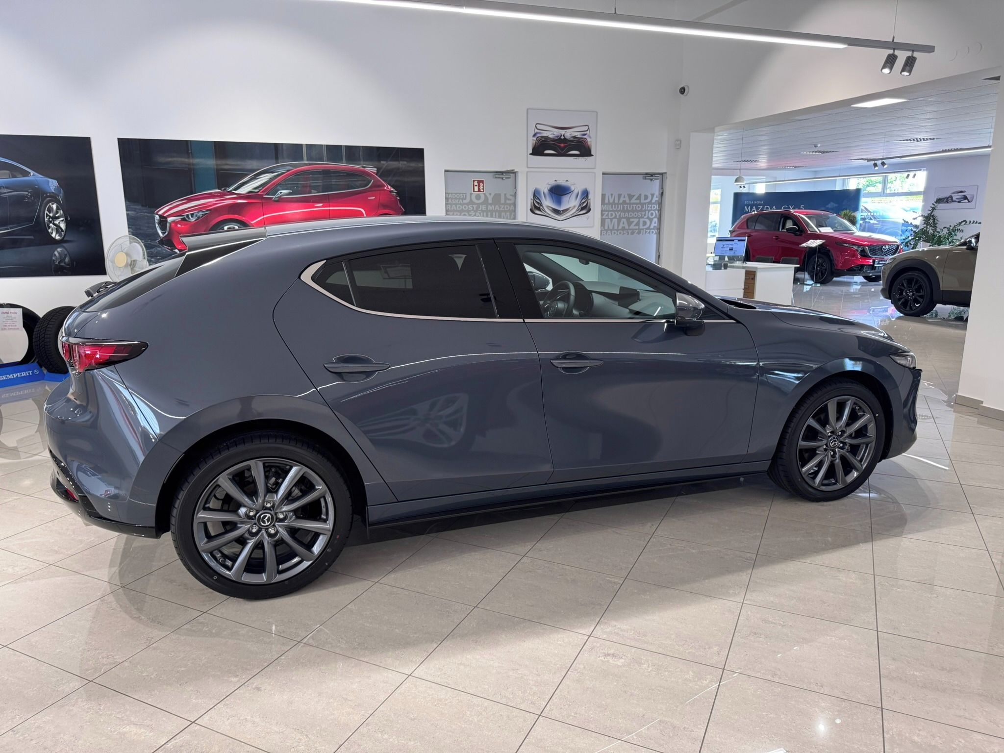 Mazda 3, 2,5 6AT Exclusive Line MR2026 - fotka 3