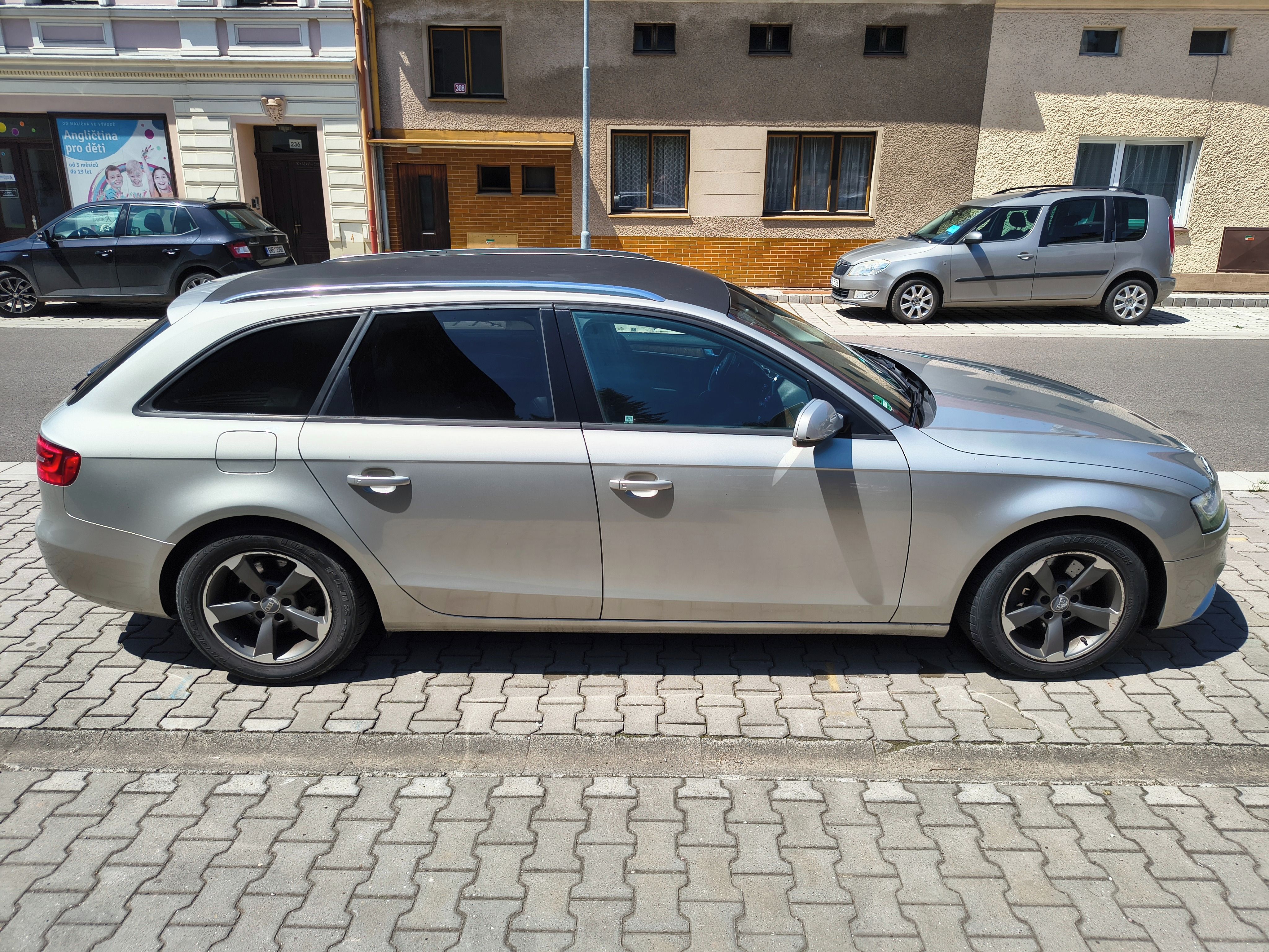 Audi A4 Avant, 3.0 TDI 180kW NOVÁ CENA 111tis - fotka 2