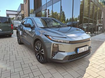 + 77kWh Style Dynamic