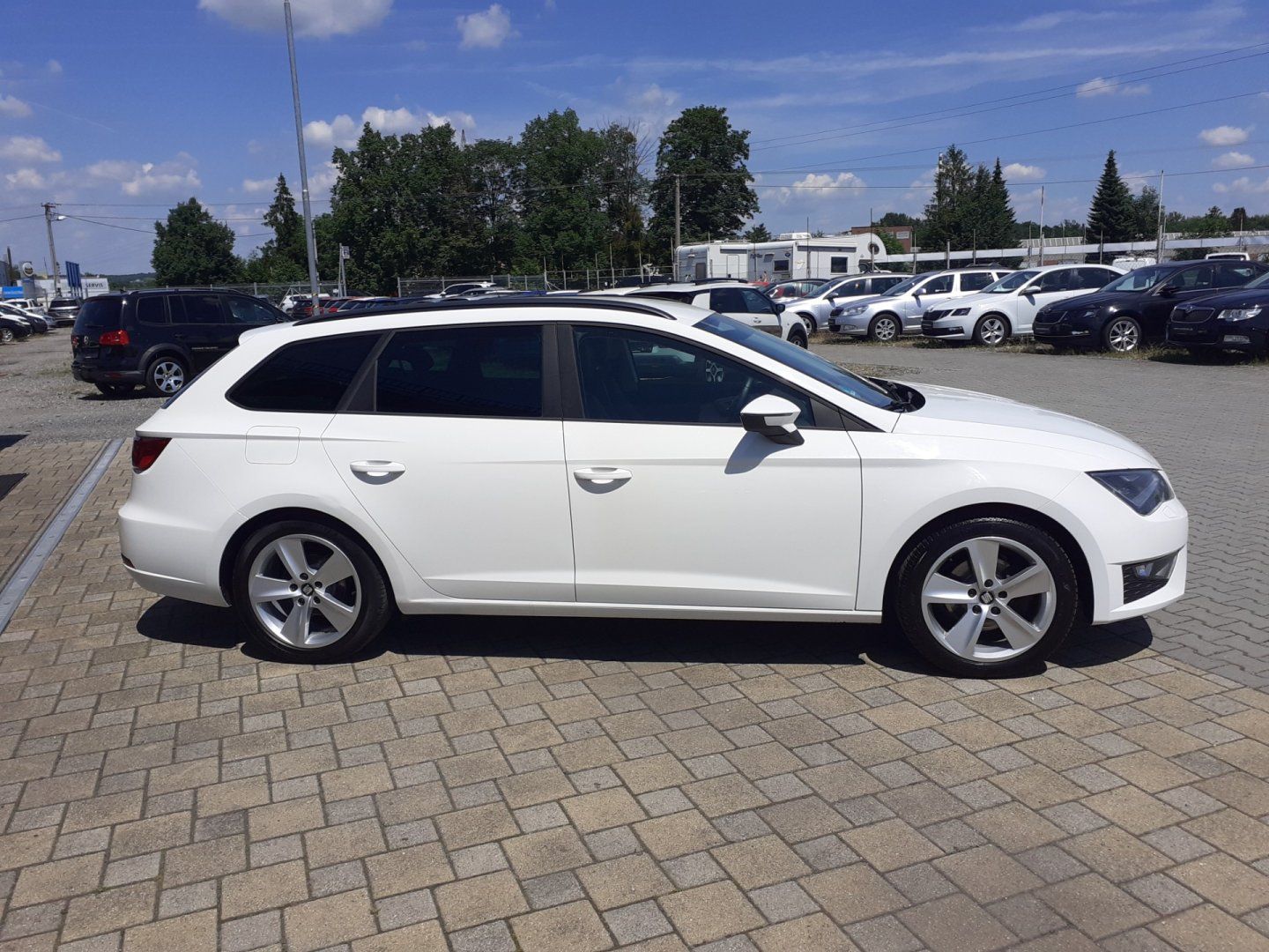 Seat Leon, KOMBI 1.4 TSI FR - fotka 3