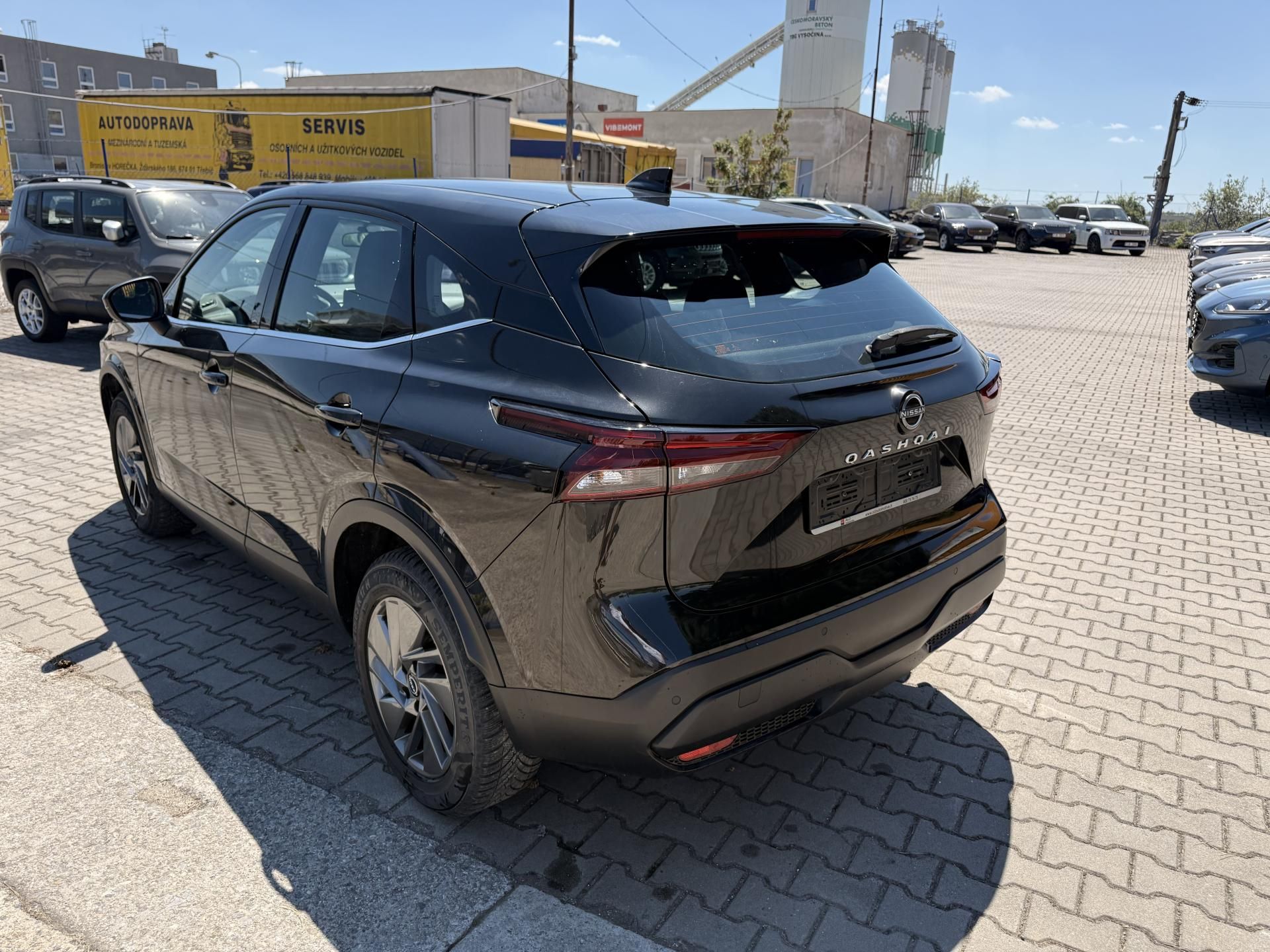 Nissan Qashqai, 1.3 MHEV,140PS,ZÁRUKA - fotka 3