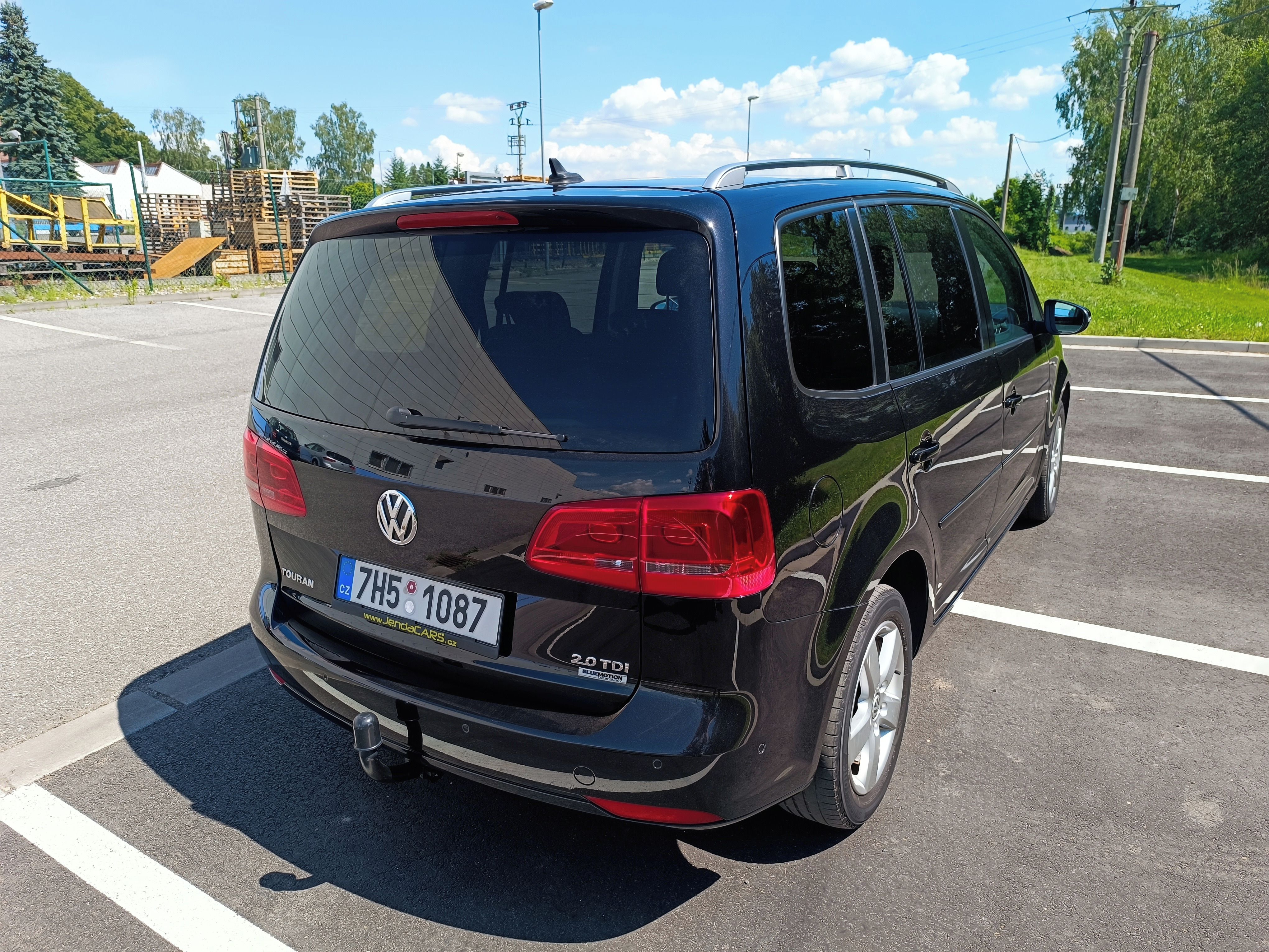 Volkswagen Touran, VW Touran 2.0 TDI 103kW, 7míst - fotka 3