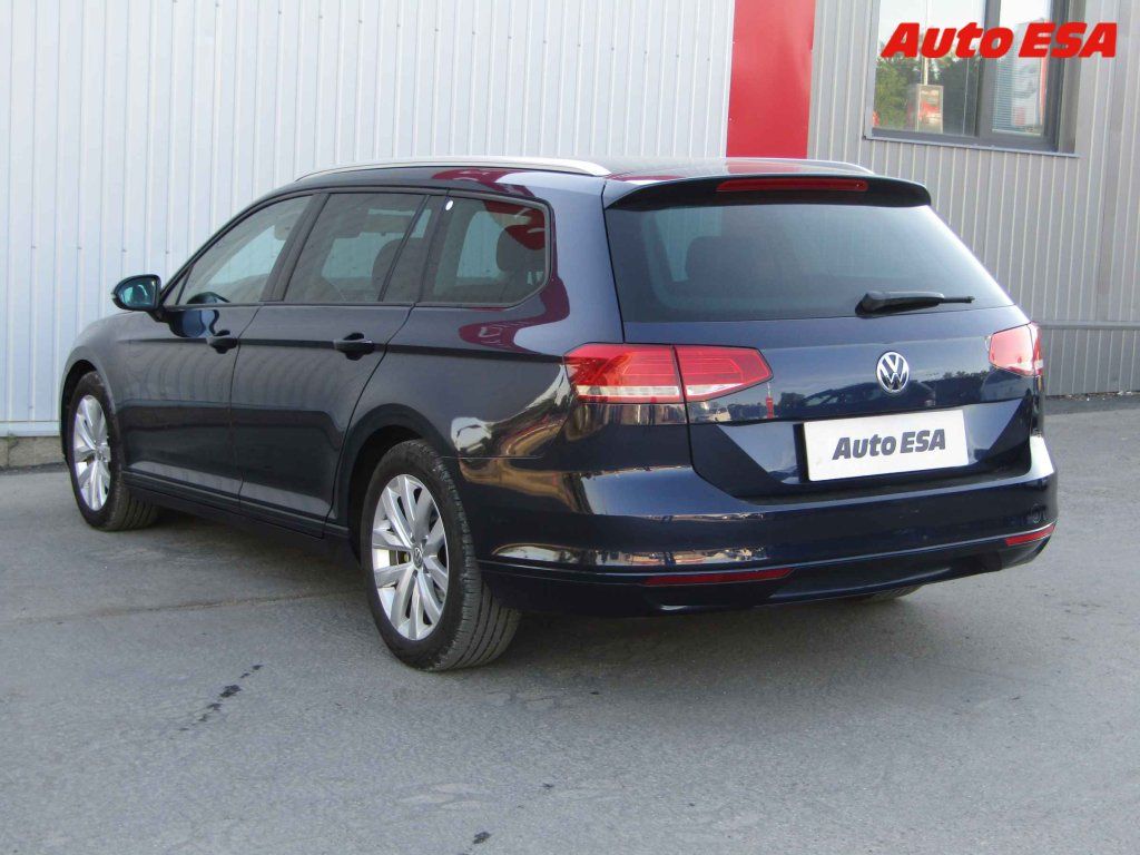 Volkswagen Passat, 1.6 TDi - fotka 6