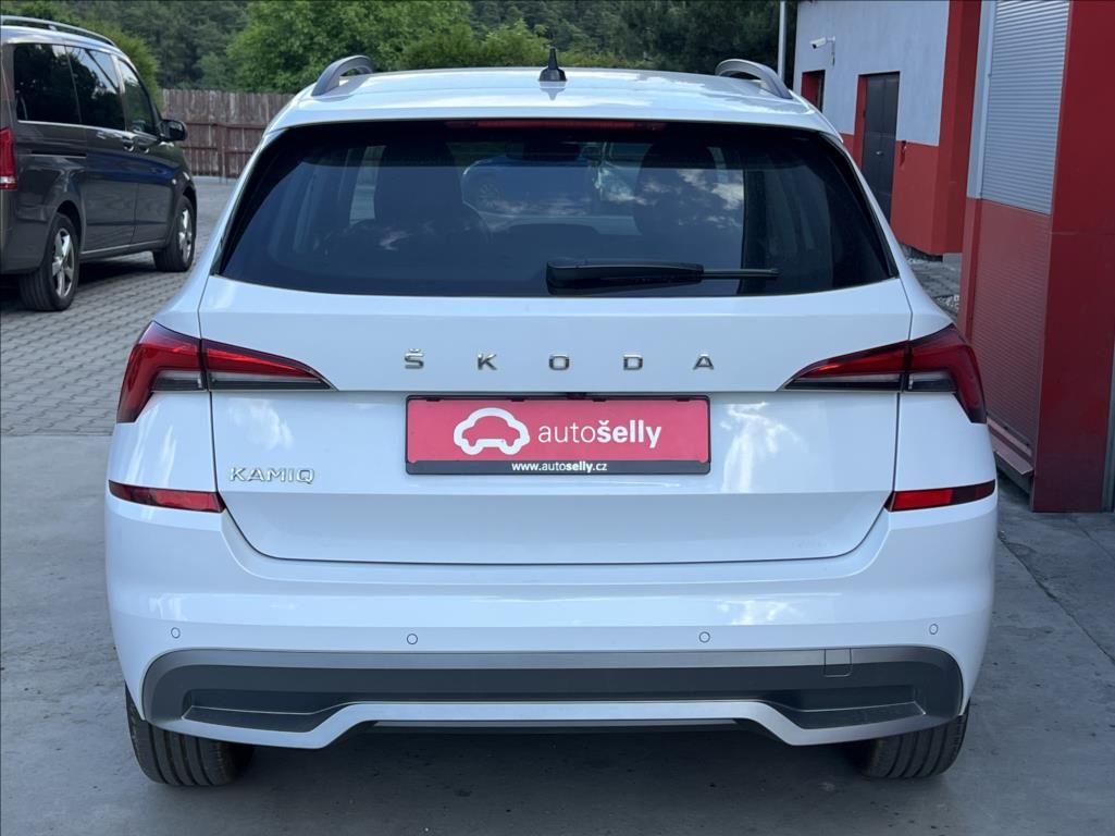 Škoda Kamiq, 1,0 TSi DSG AMBITION GPS PDC - fotka 4