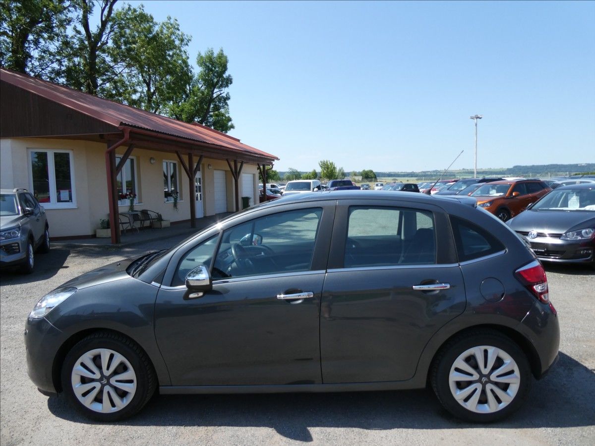 Citroën C3, 1,2 i 60kW serviska,klima,závě - fotka 6