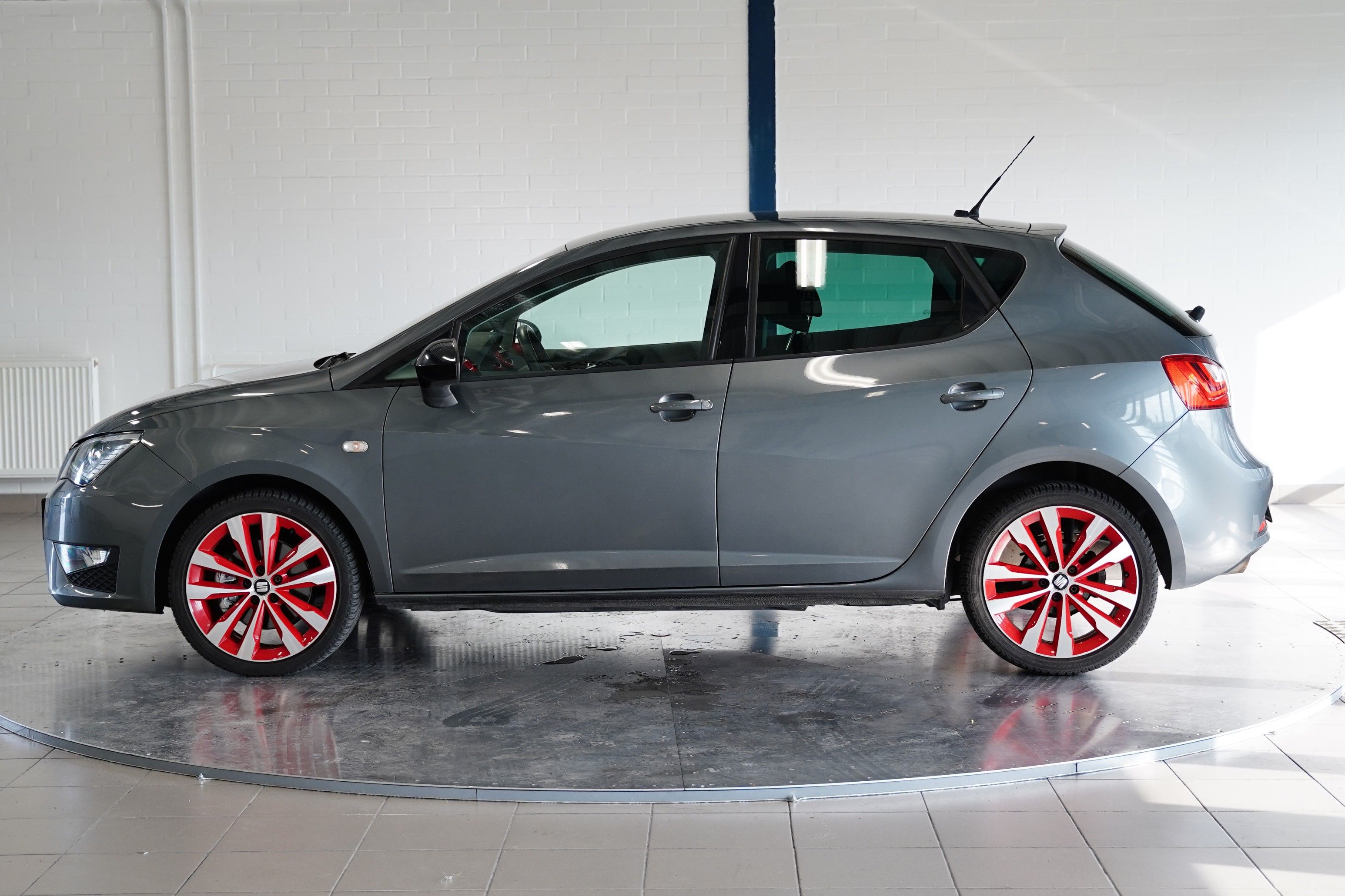 Seat Ibiza, 1.0 TSI 81 kW FR - fotka 3