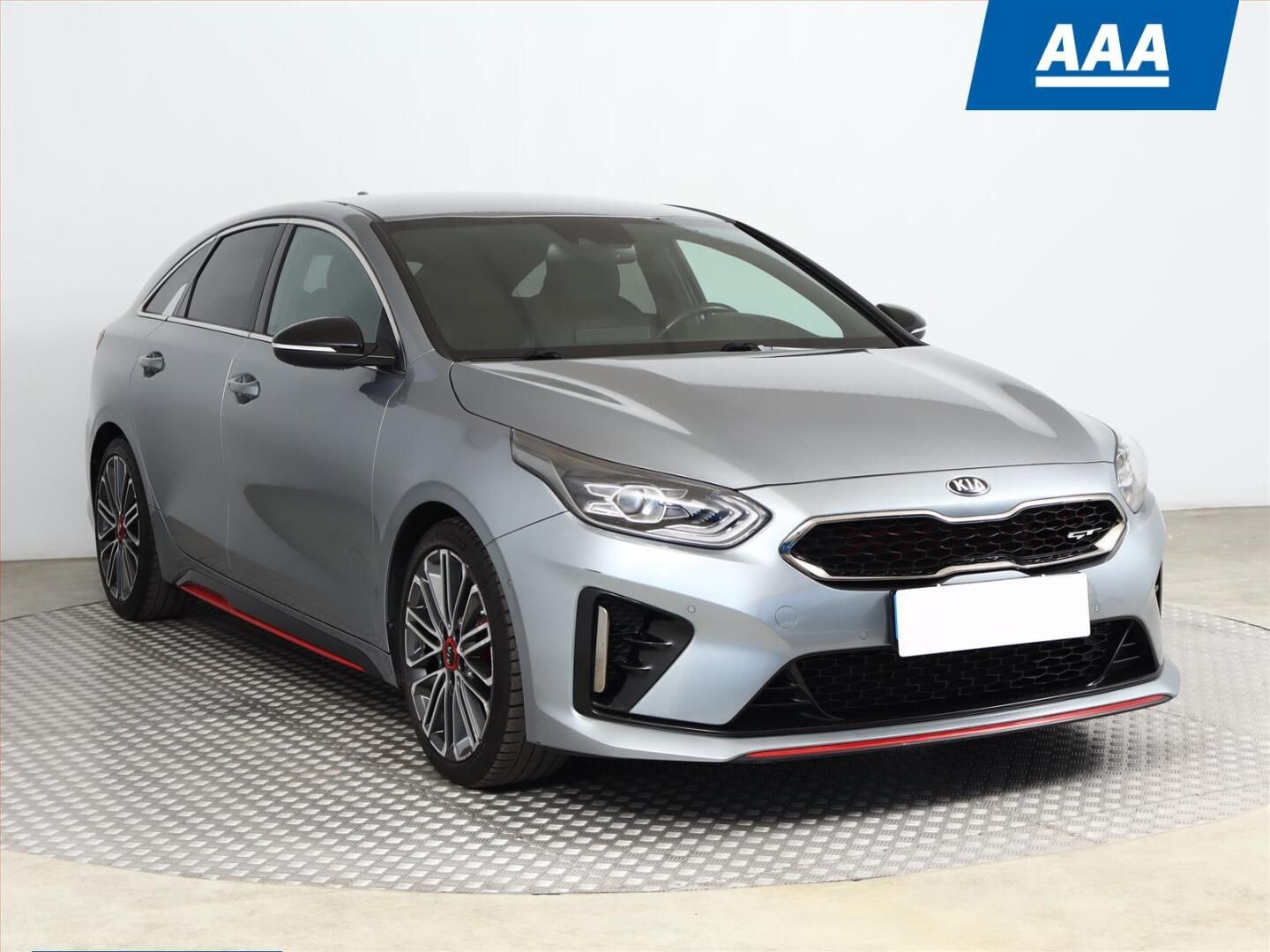 Kia ProCeed, GT 1.6 T-GDI, Automat, Kůže