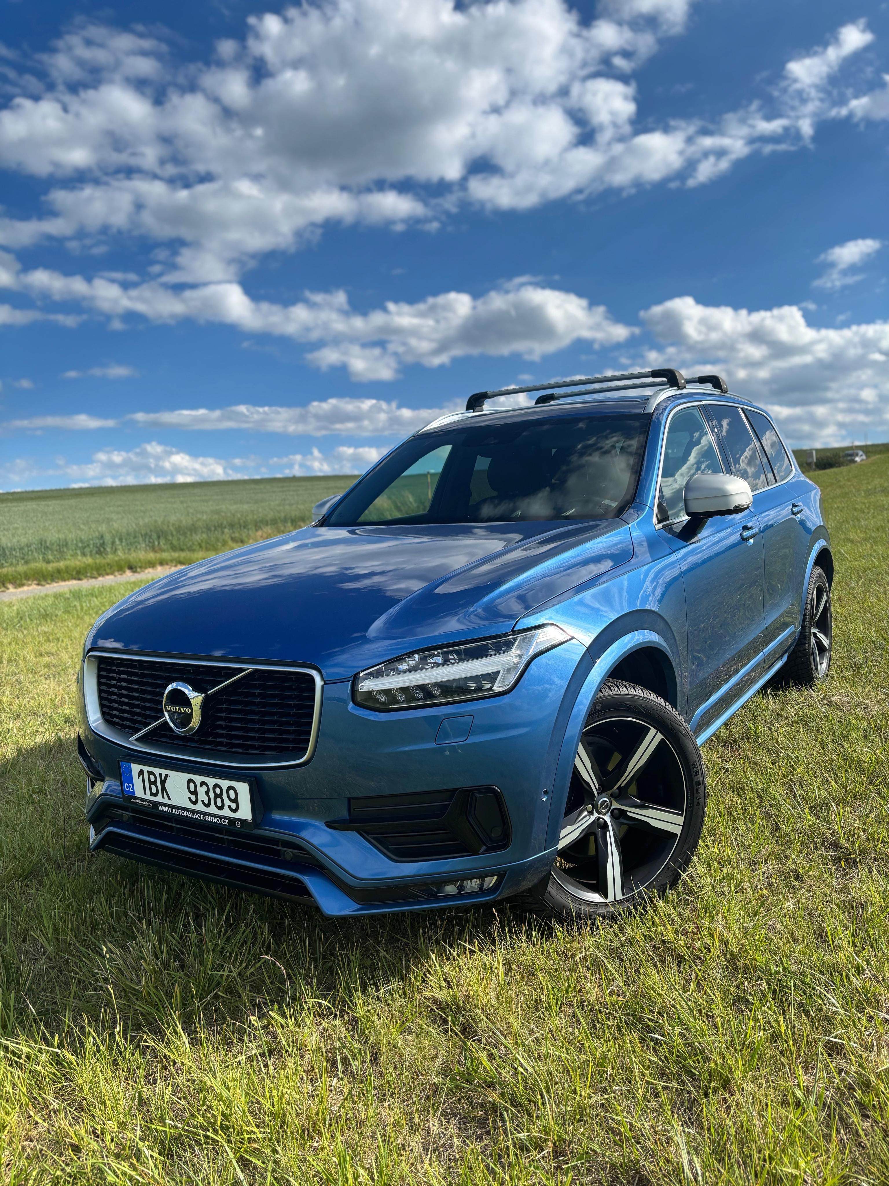 Volvo XC90, R-DESIGN - fotka 4