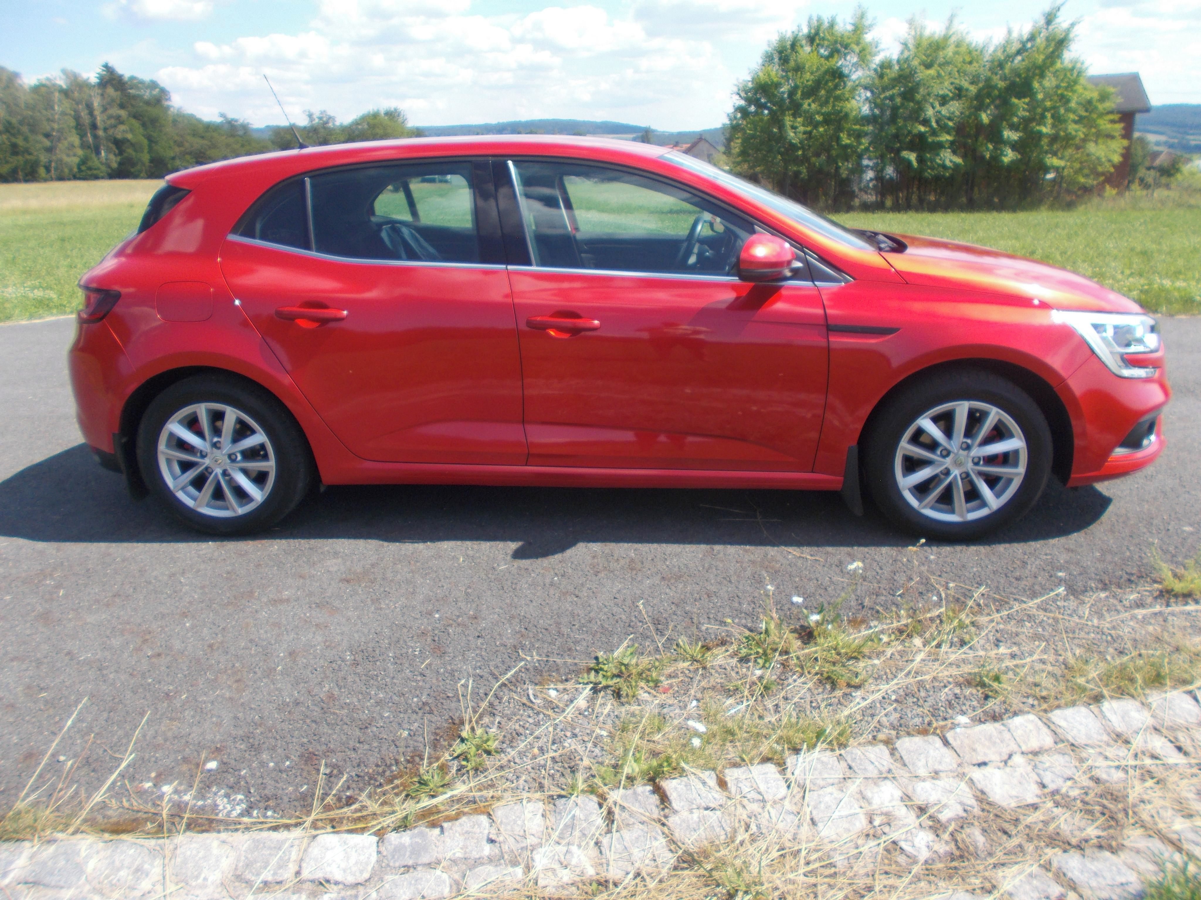 Renault Mégane, 1,3 75KW 1maj koup ČR 68 000KM - fotka 6