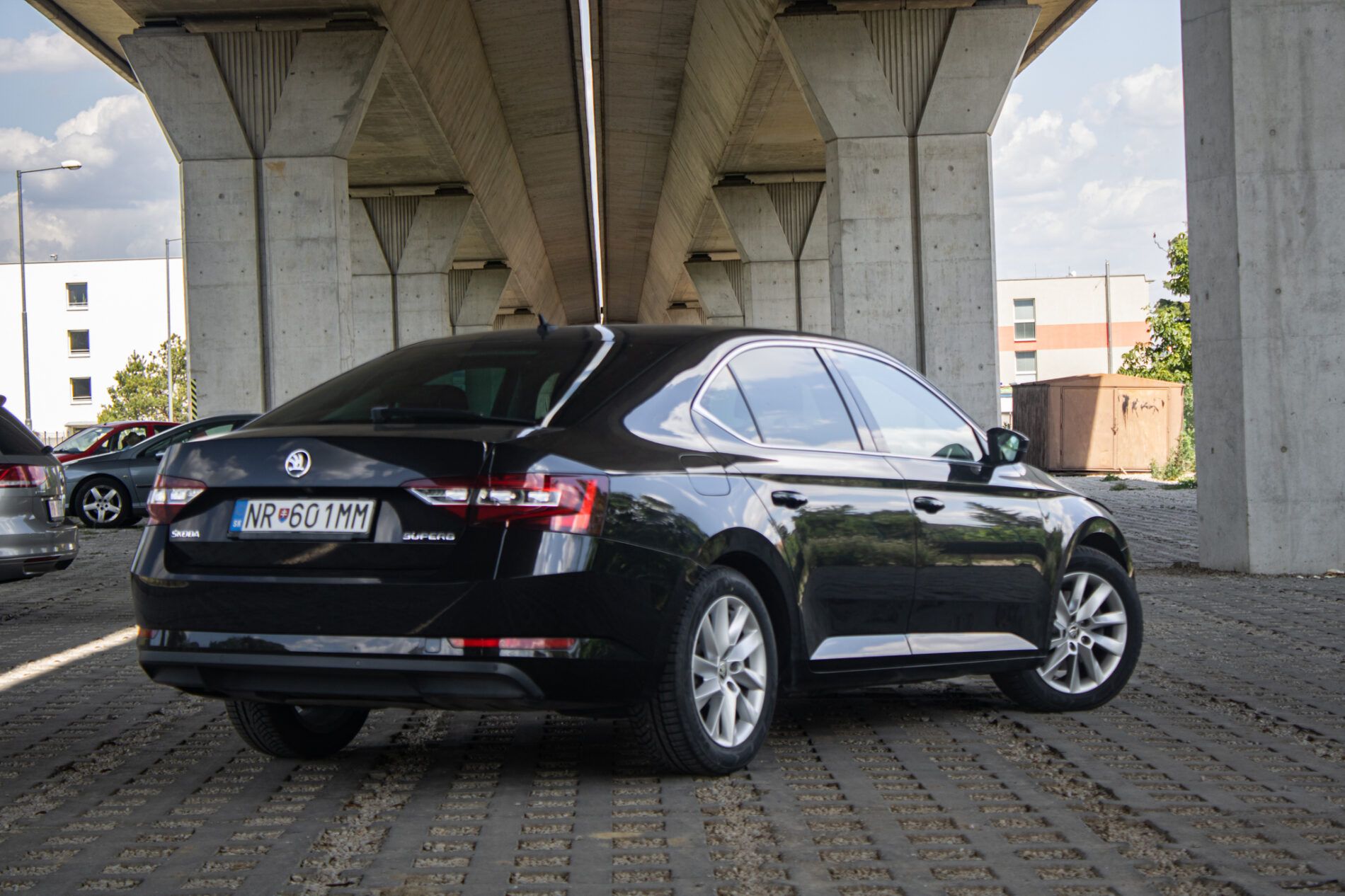 Škoda Superb - fotka 5