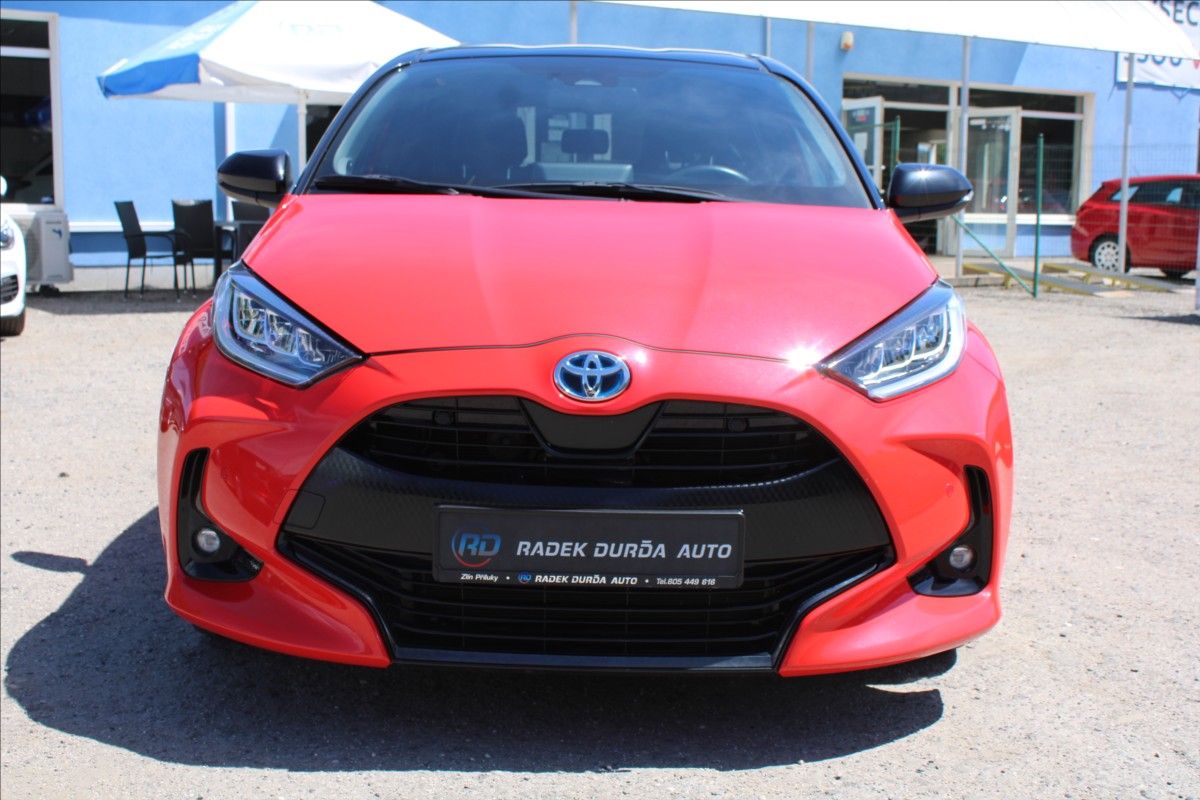 Toyota Yaris, 1,5 HEV  1.MAJ,SELECTION,A/T - fotka 2