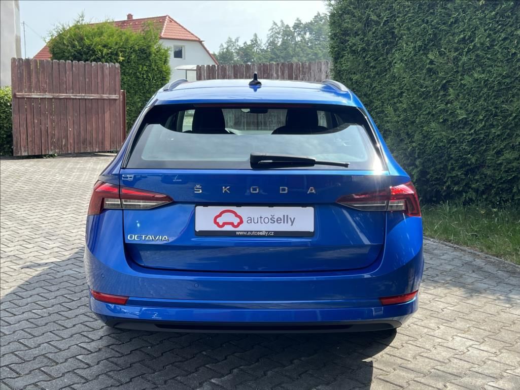 Škoda Octavia, 2,0 TDi Ambition LED záruka - fotka 4